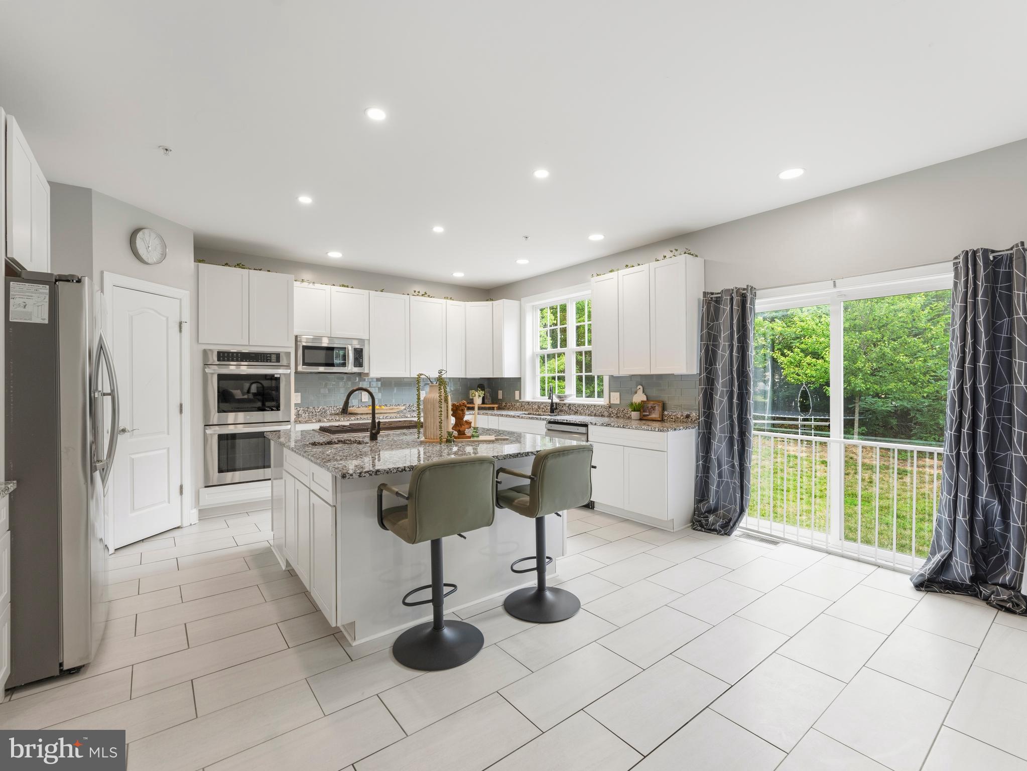 TANTALLON ON THE POTOMAC - Residential