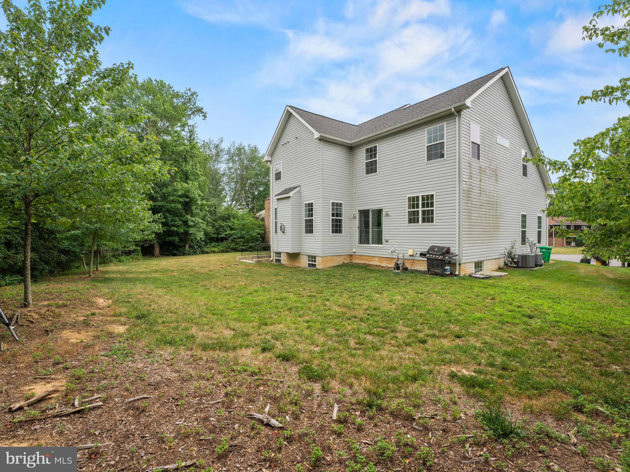 TANTALLON ON THE POTOMAC - Residential