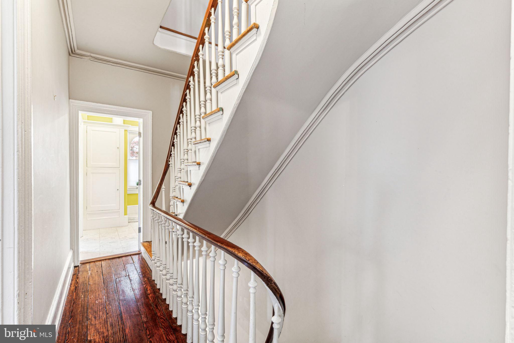 ART MUSEUM AREA - Residential