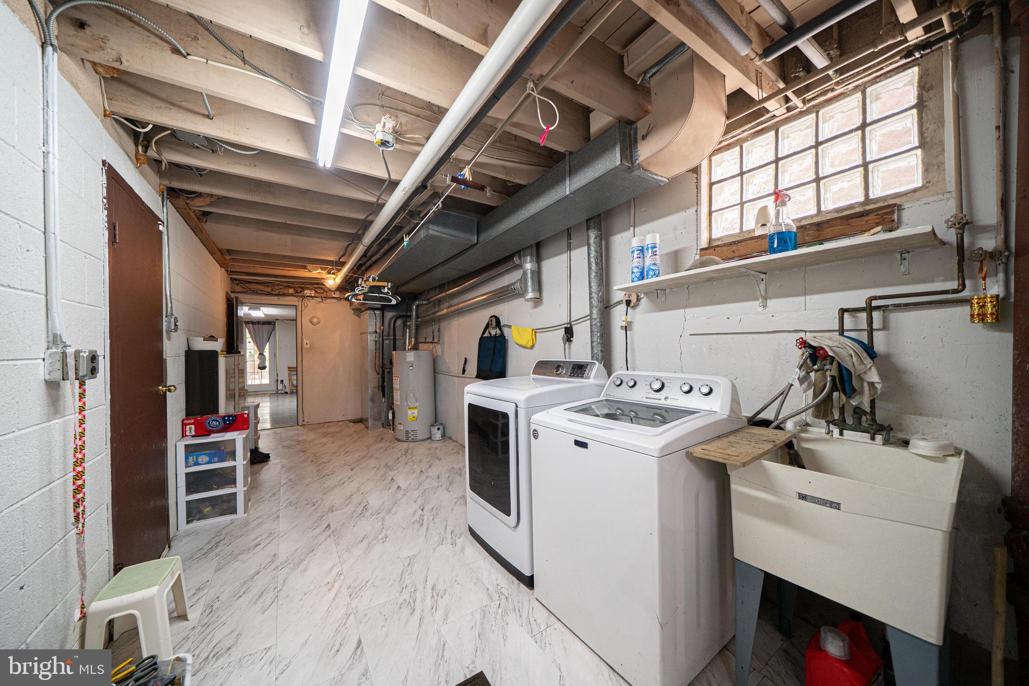 FOX CHASE - Residential