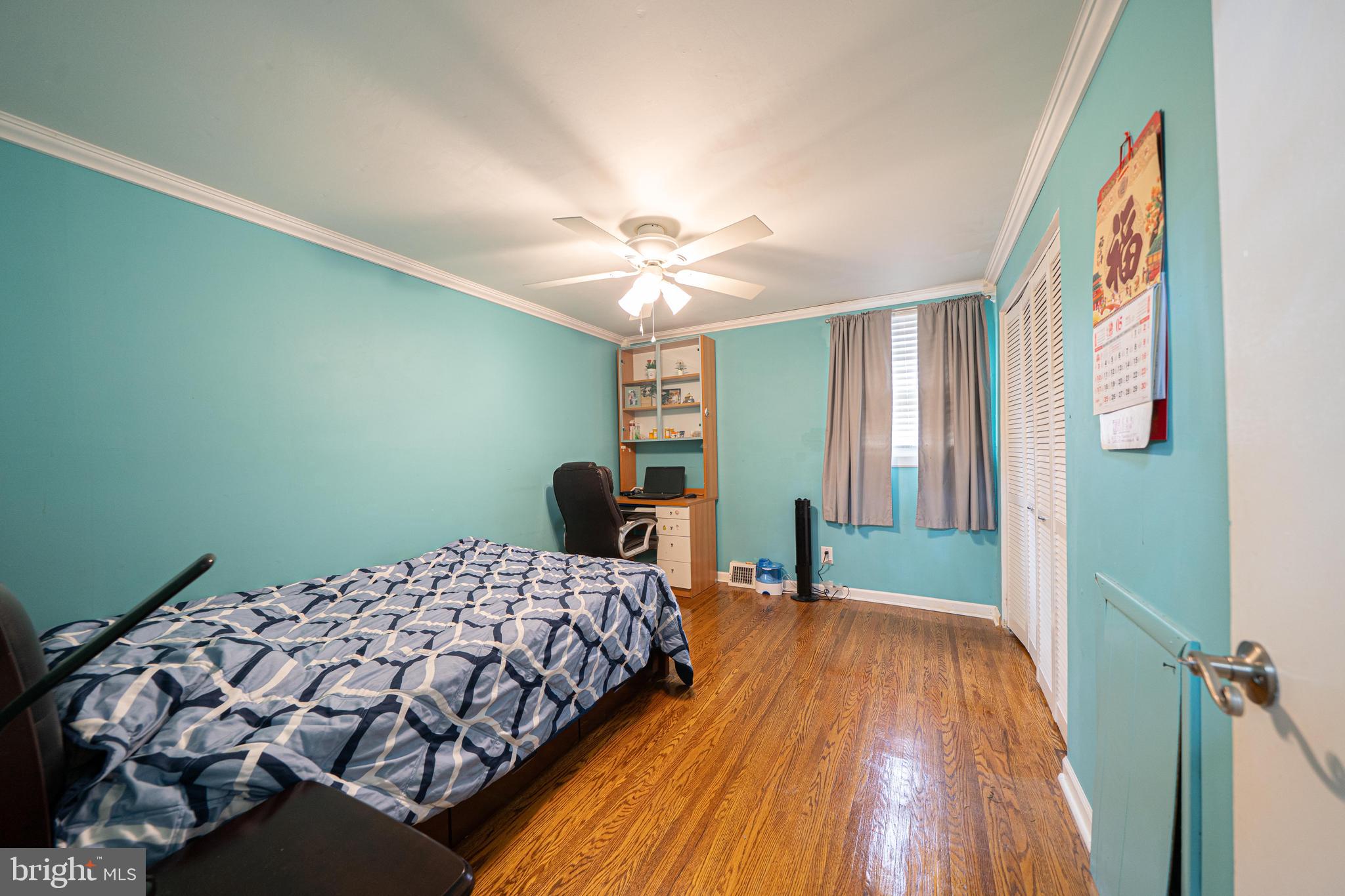 FOX CHASE - Residential