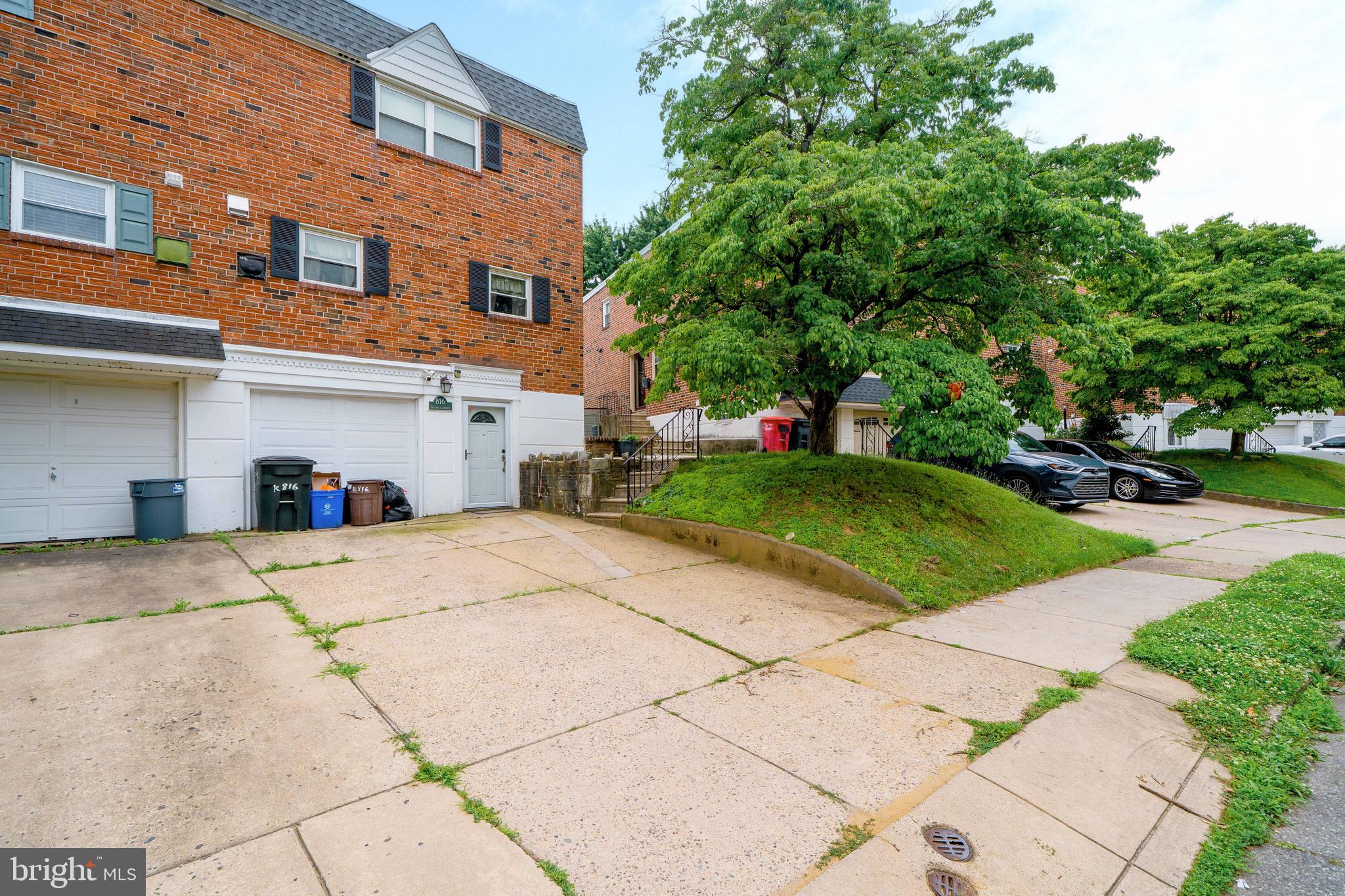 FOX CHASE - Residential