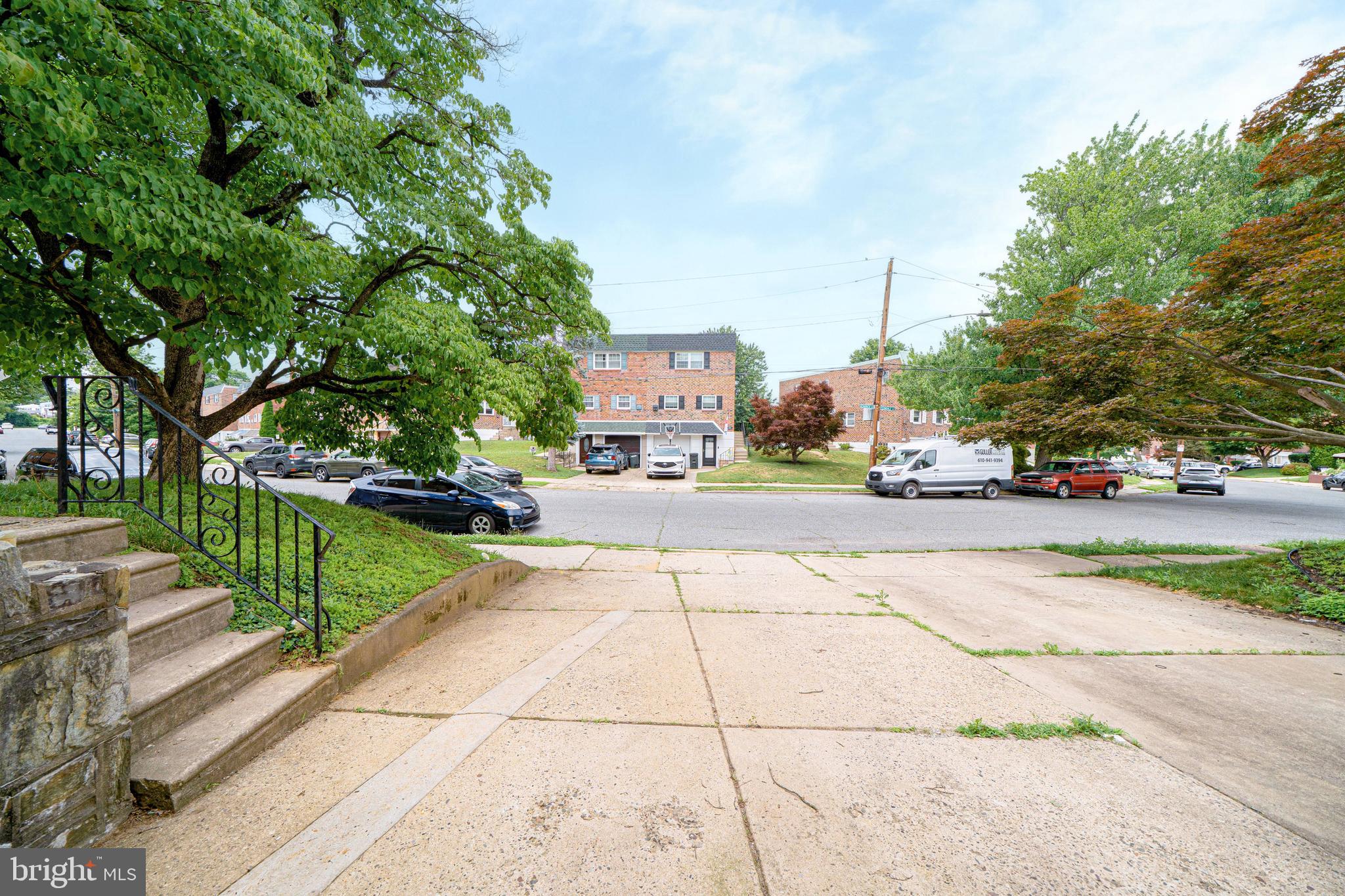 FOX CHASE - Residential