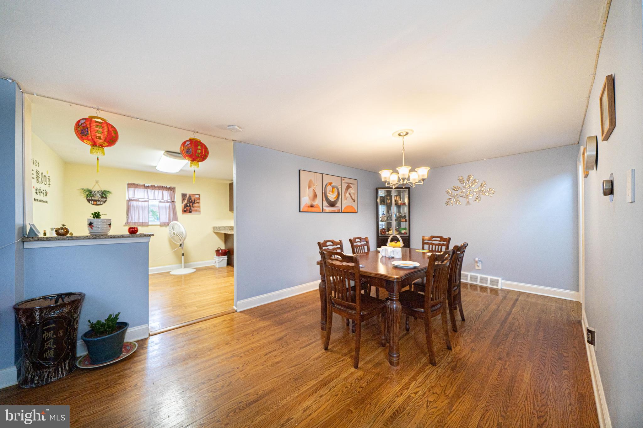 FOX CHASE - Residential