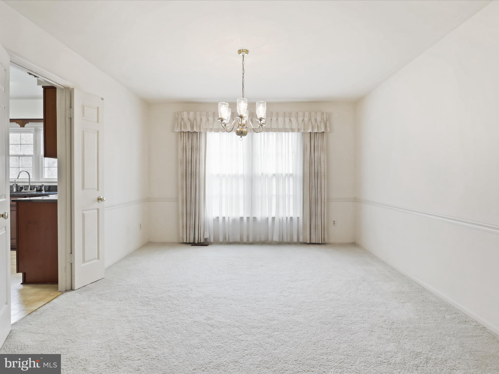 SIGNAL HILL - Residential
