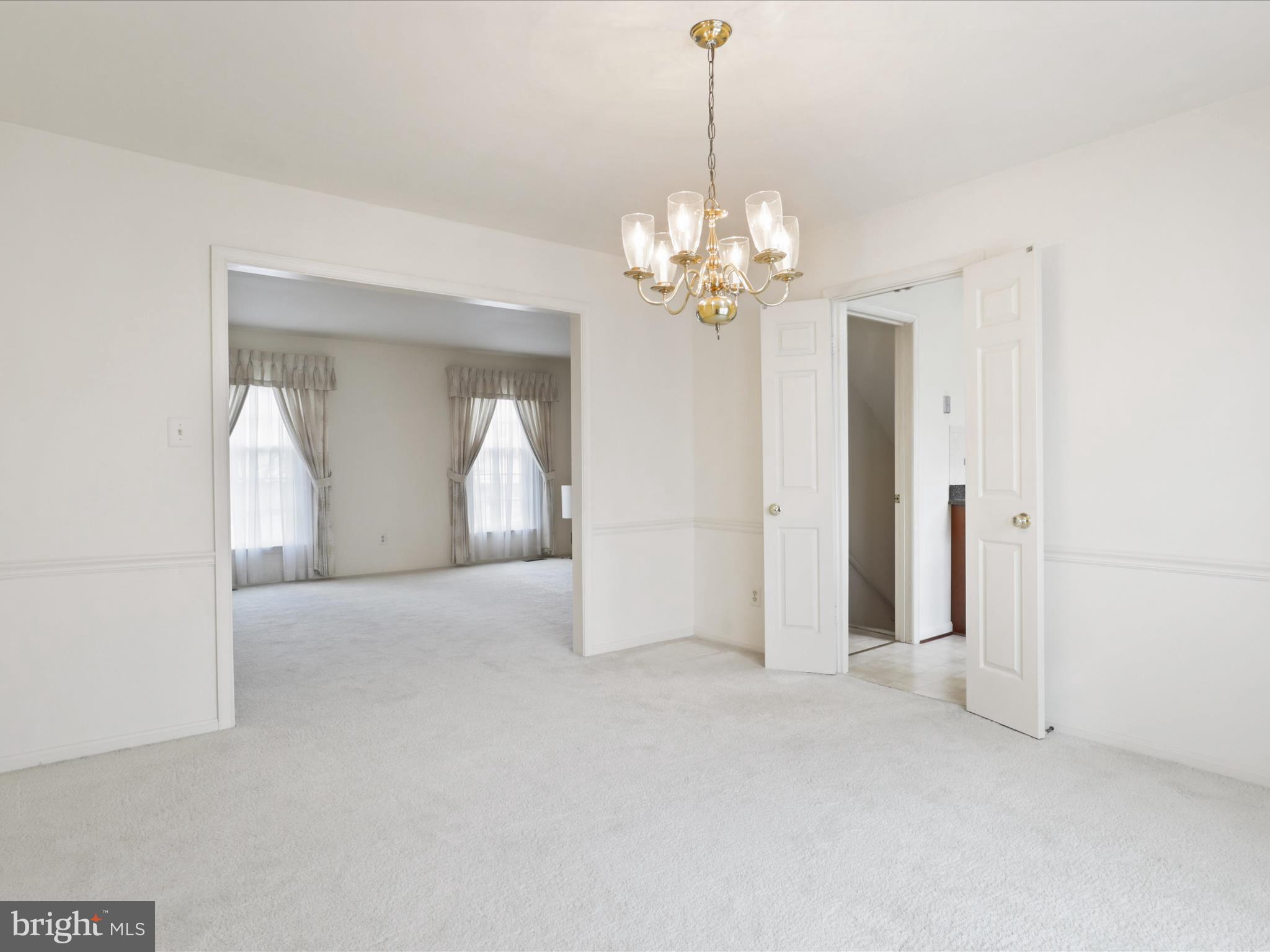 SIGNAL HILL - Residential