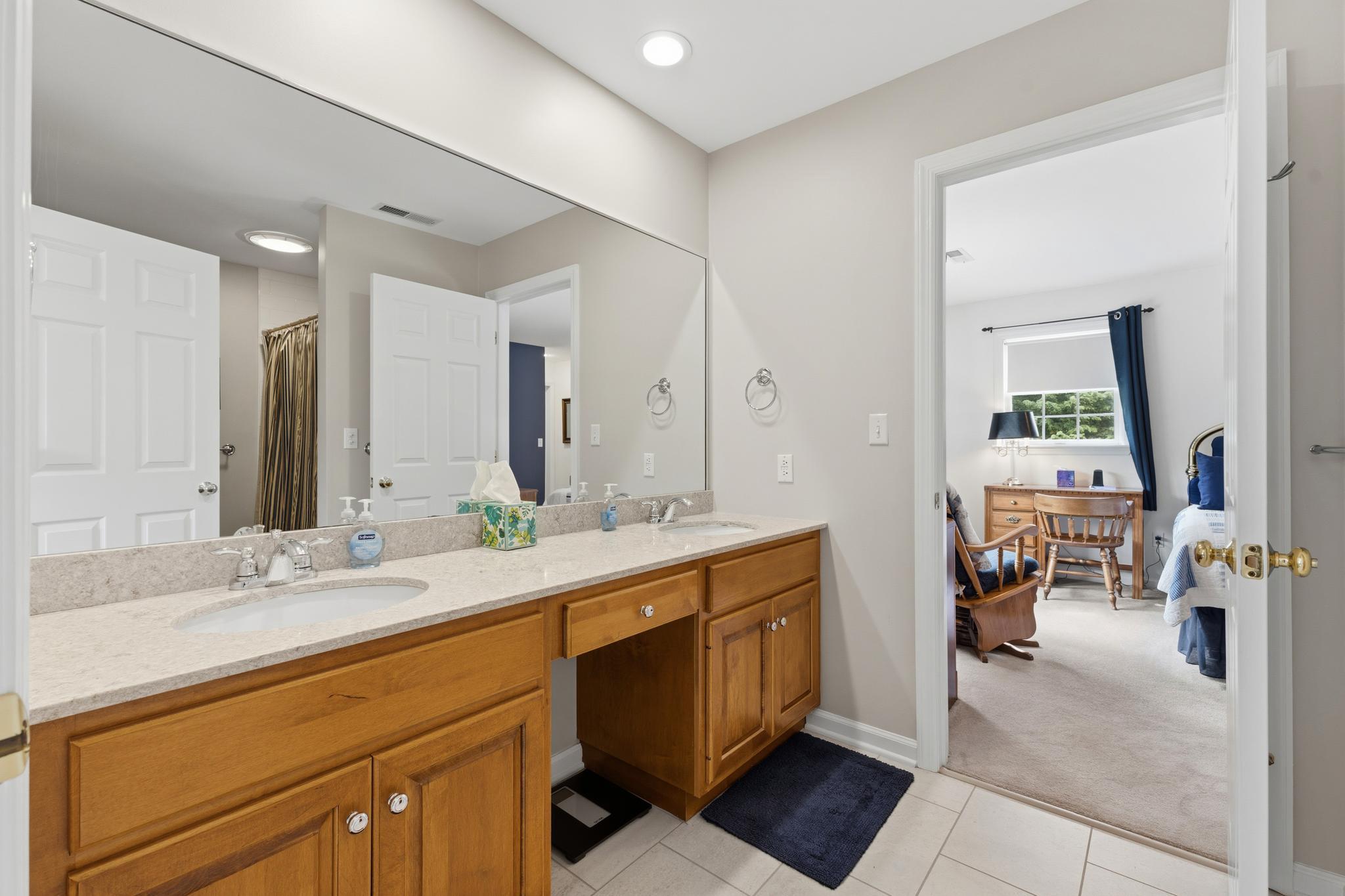 SAYBROOK - Residential