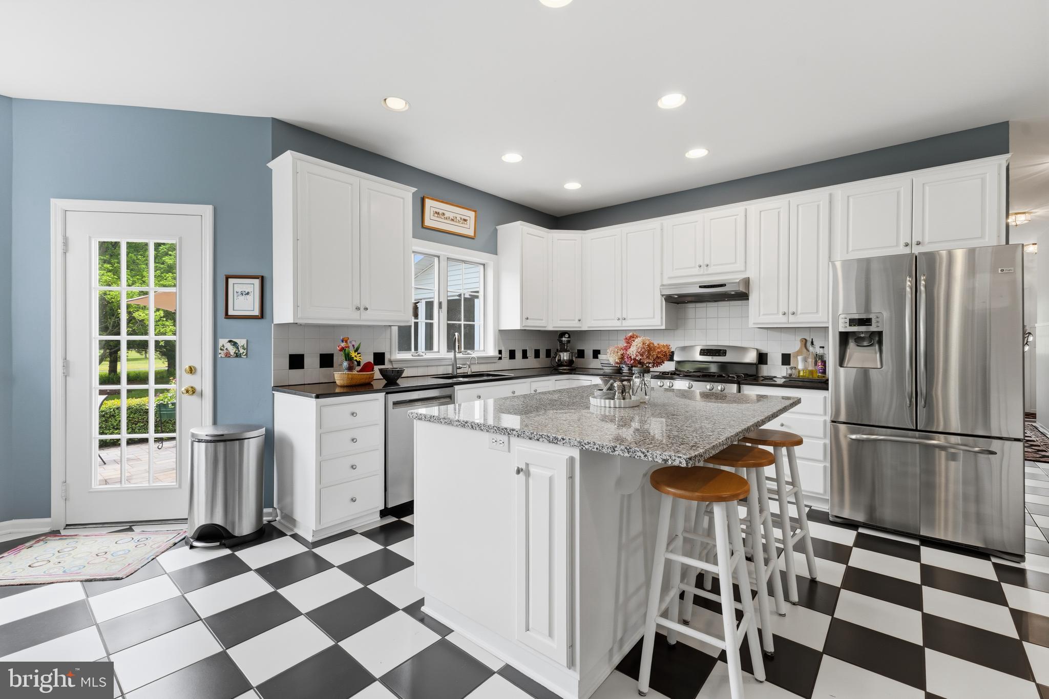 SAYBROOK - Residential