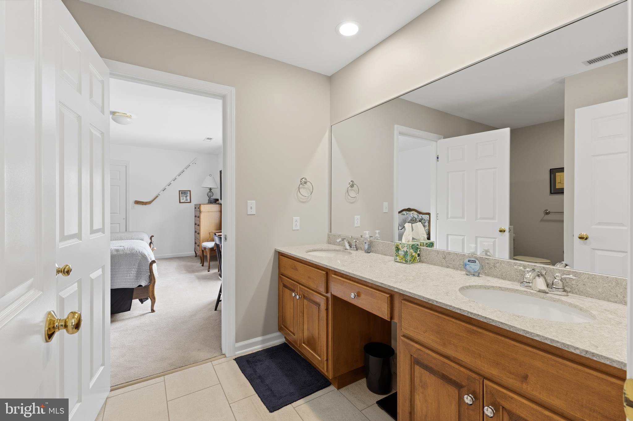 SAYBROOK - Residential