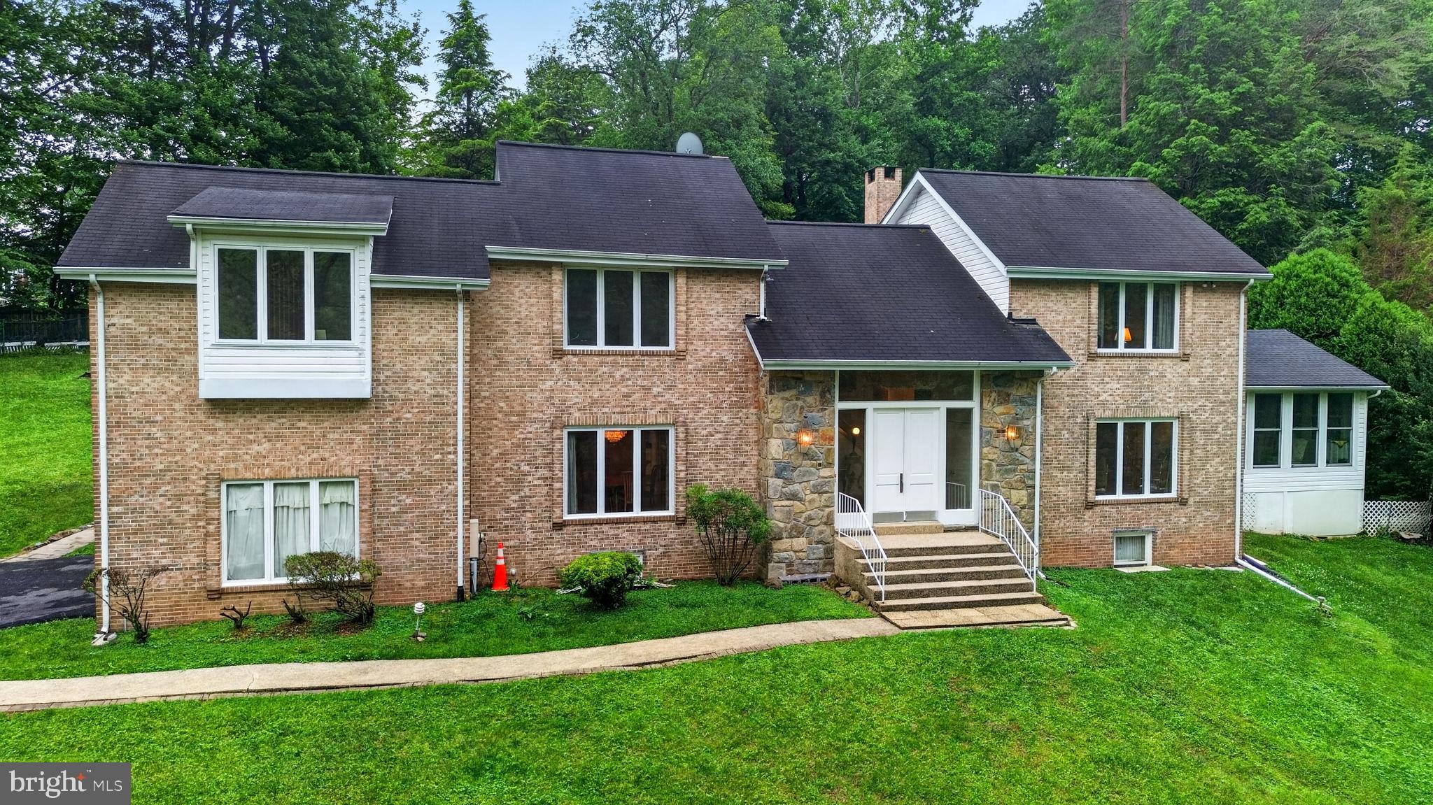 GLEN MILL VILLAGE - Residential