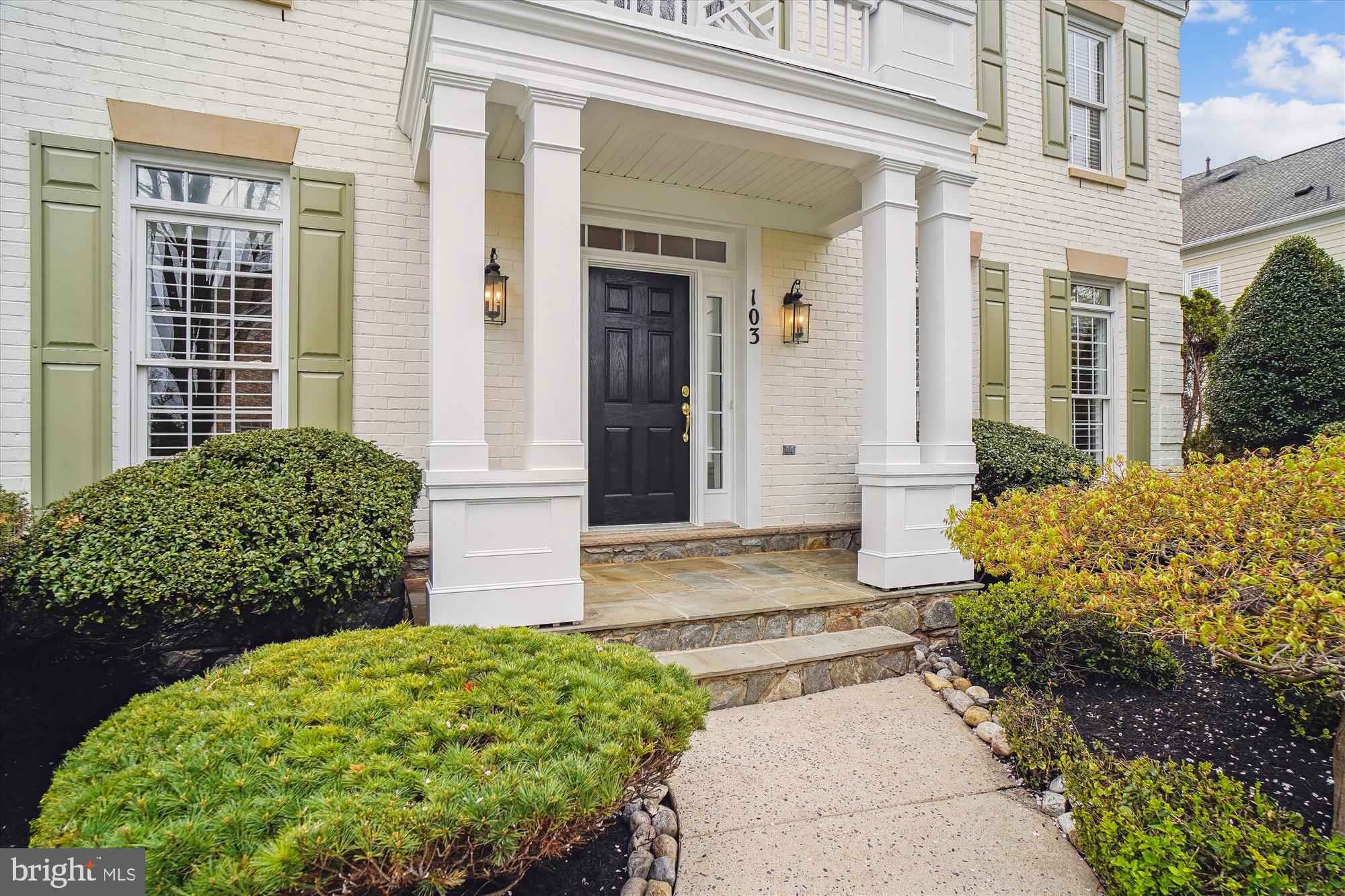 FALLSGROVE - Residential