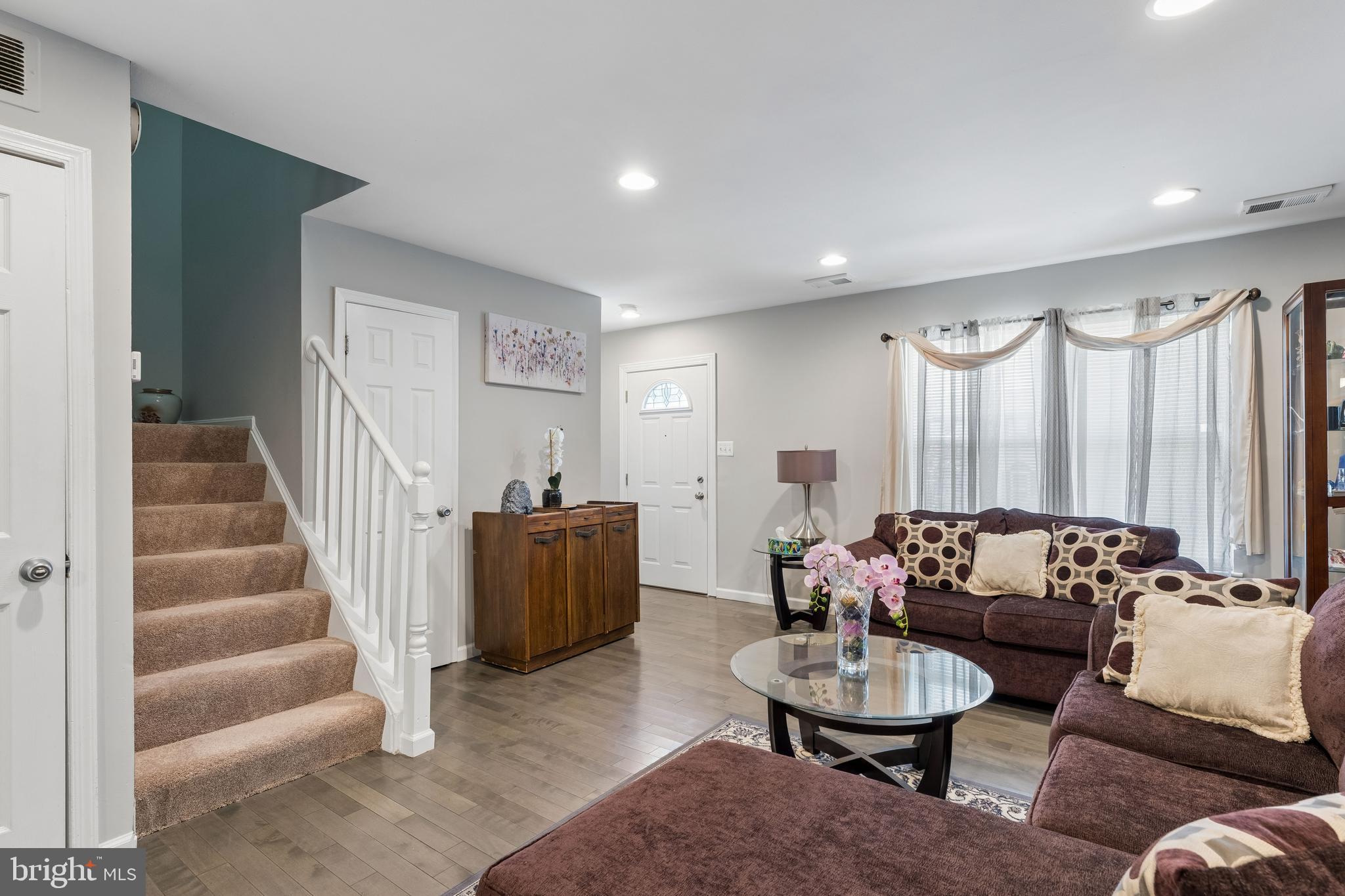 FORESTVILLE PARK - Residential
