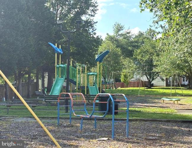 FORESTVILLE PARK - Residential