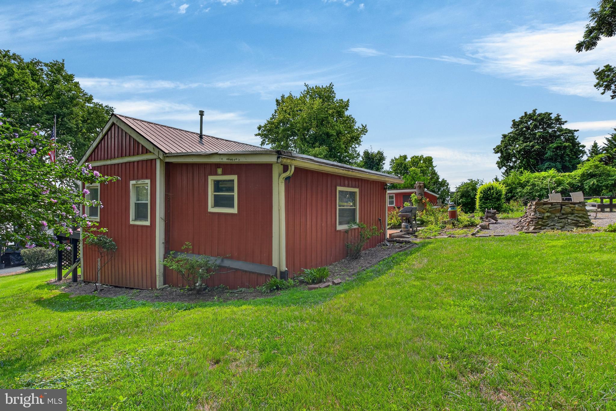 LONG LEVEL - LAKE CLARKE - Residential