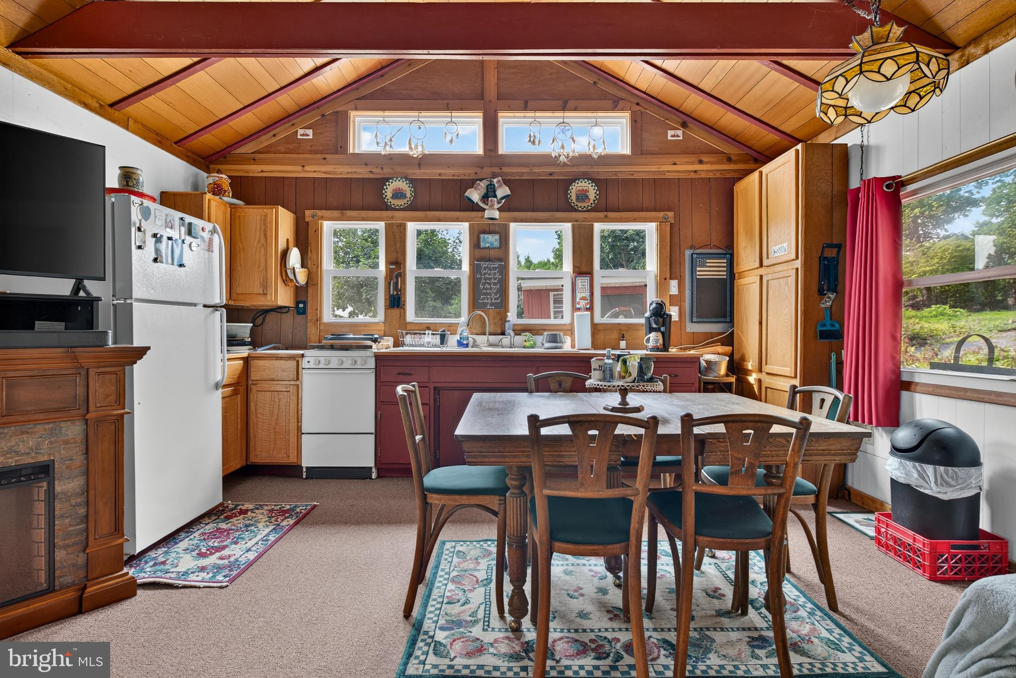 LONG LEVEL - LAKE CLARKE - Residential