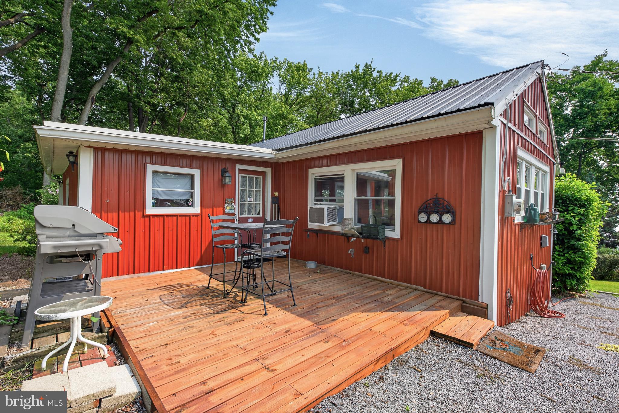 LONG LEVEL - LAKE CLARKE - Residential