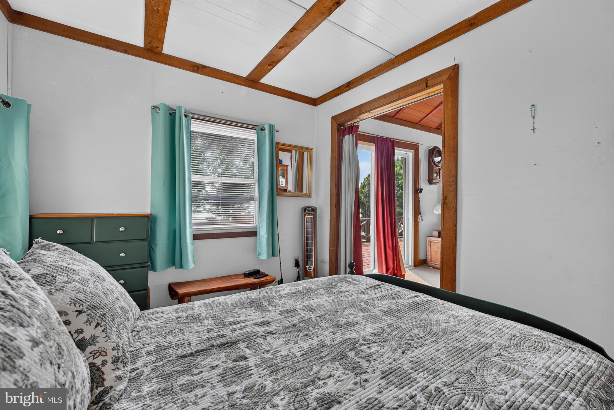 LONG LEVEL - LAKE CLARKE - Residential