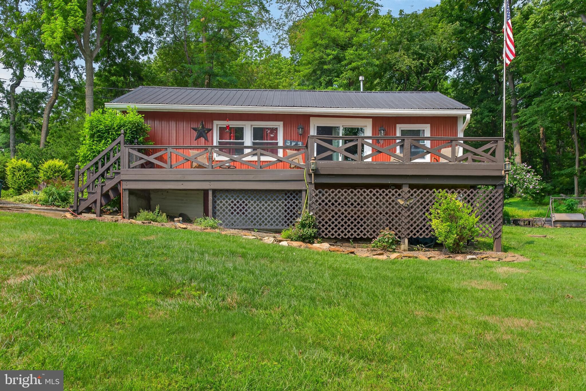 LONG LEVEL - LAKE CLARKE - Residential