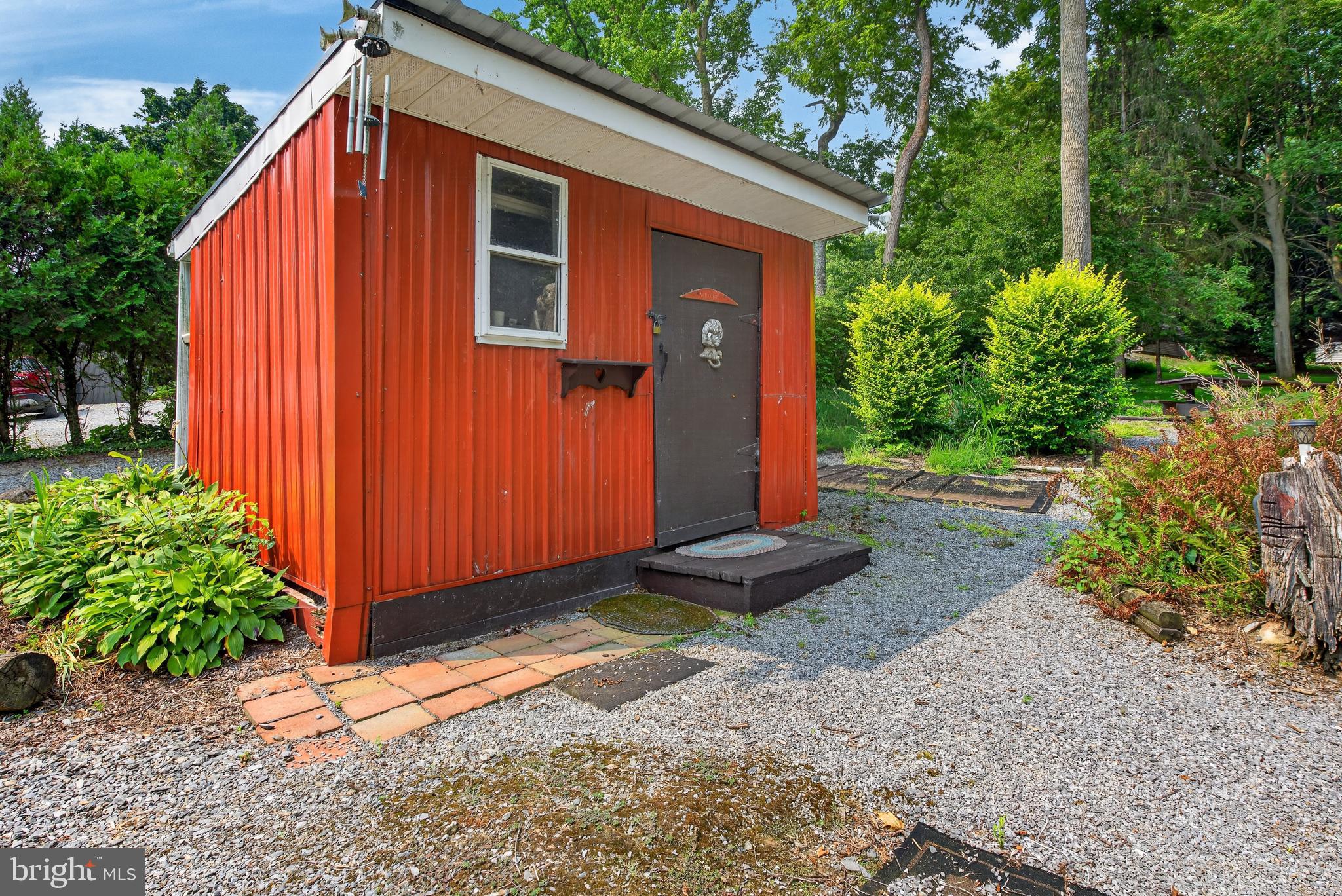 LONG LEVEL - LAKE CLARKE - Residential