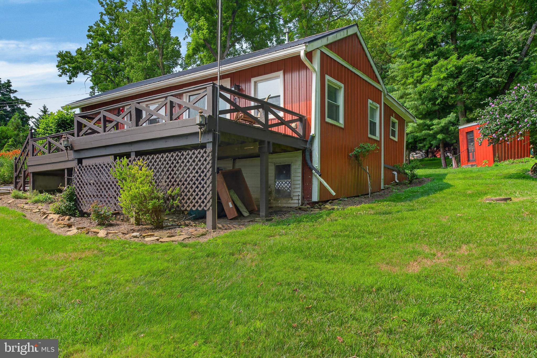 LONG LEVEL - LAKE CLARKE - Residential