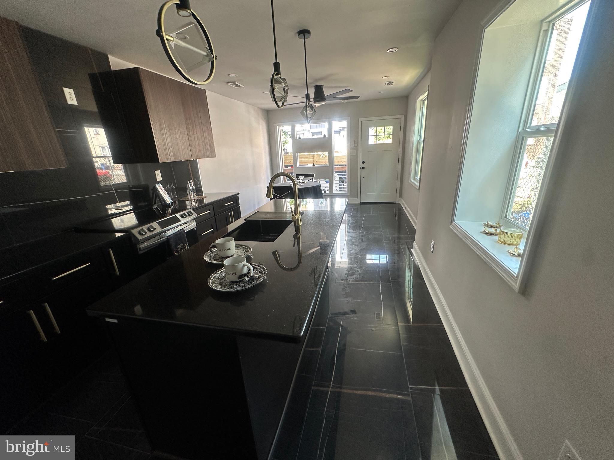 OLDE KENSINGTON - Residential