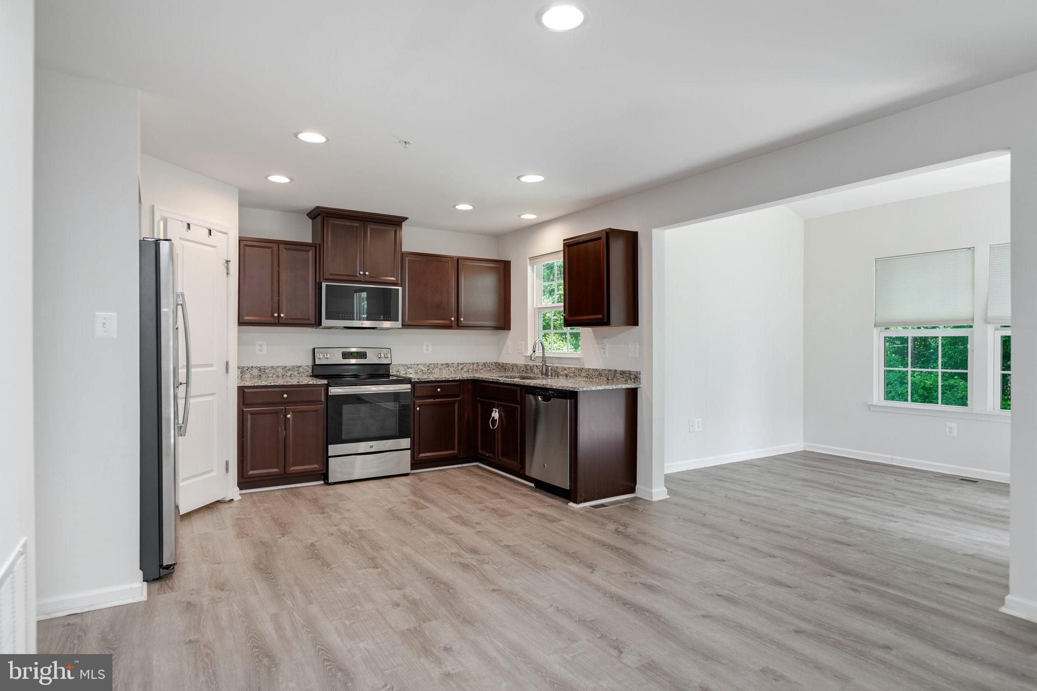 CEDAR POINT - Residential