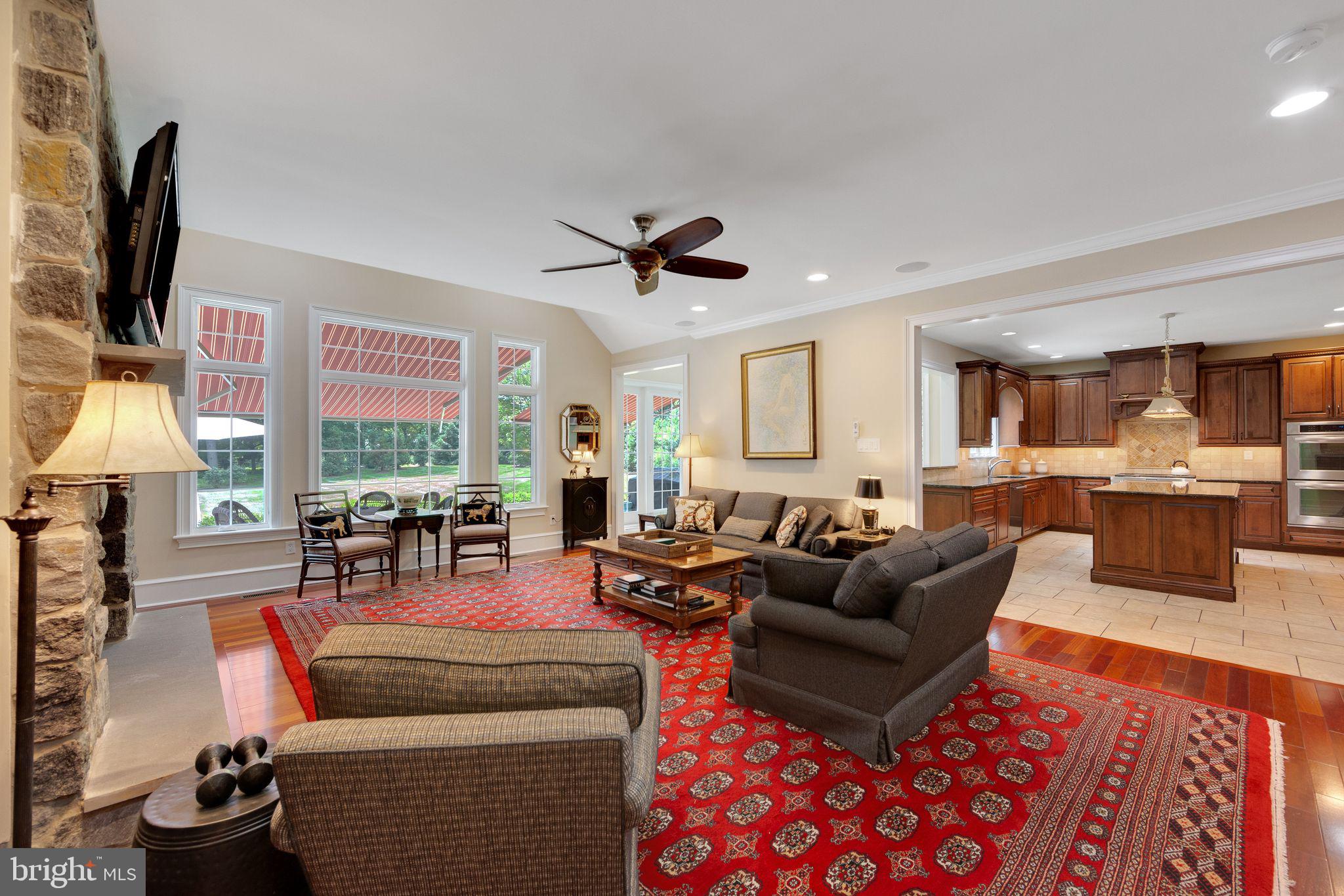 RADNOR HUNT - Residential
