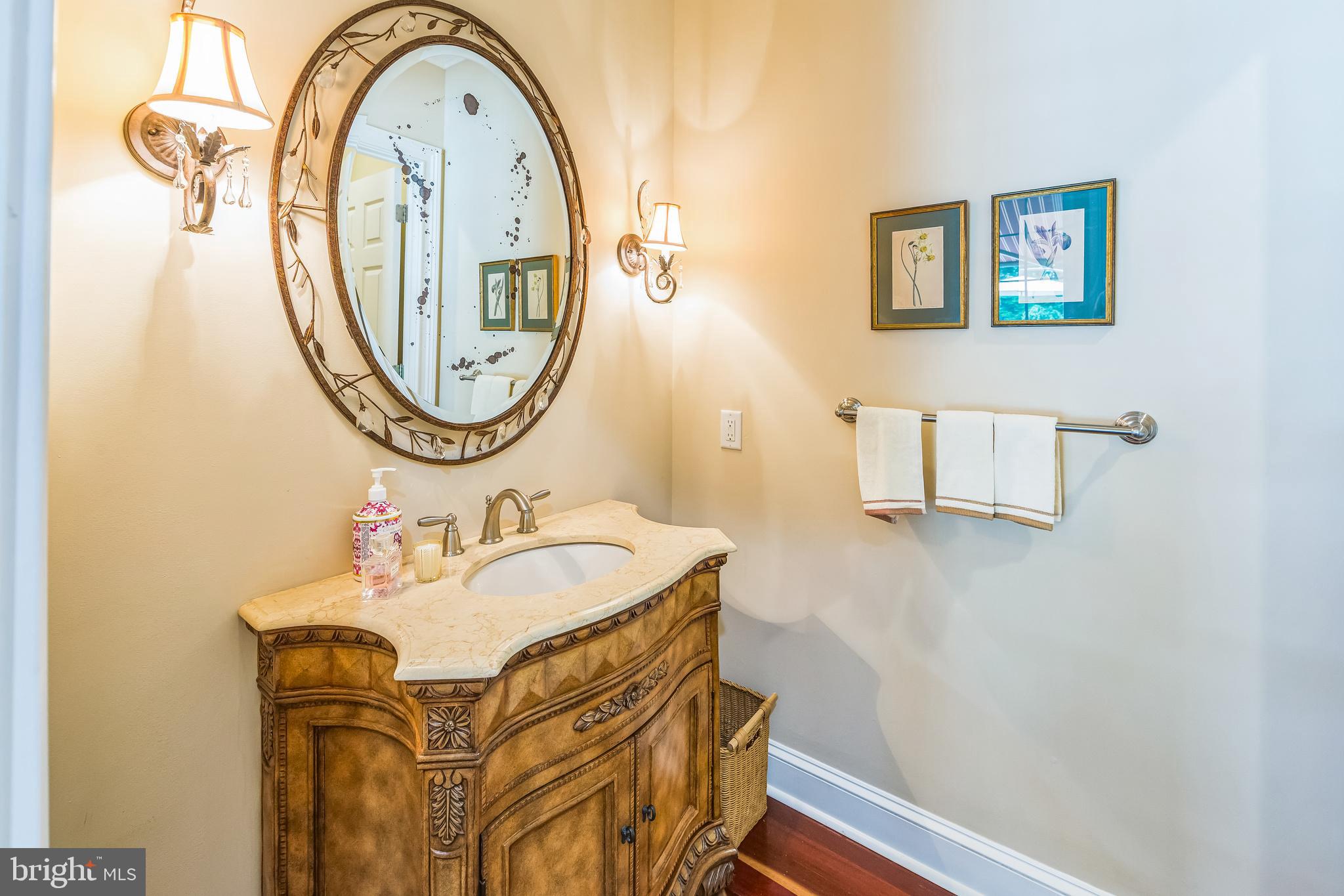 RADNOR HUNT - Residential
