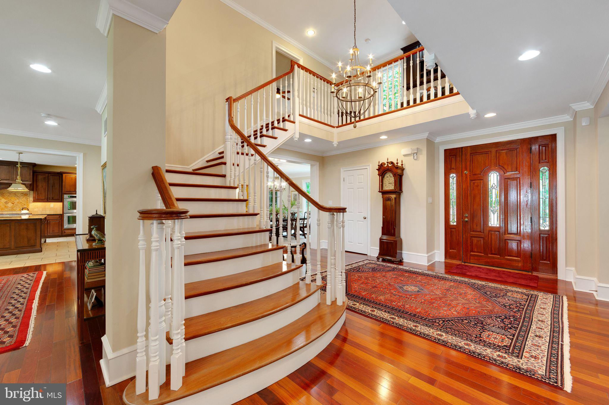 RADNOR HUNT - Residential