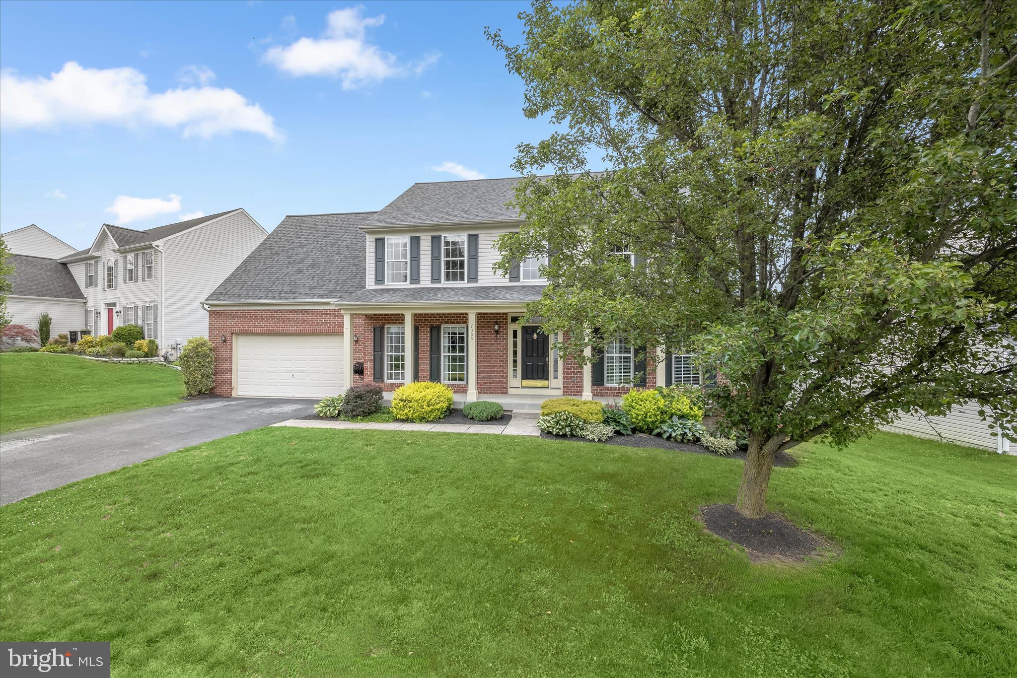 JENNA ESTATES - Residential