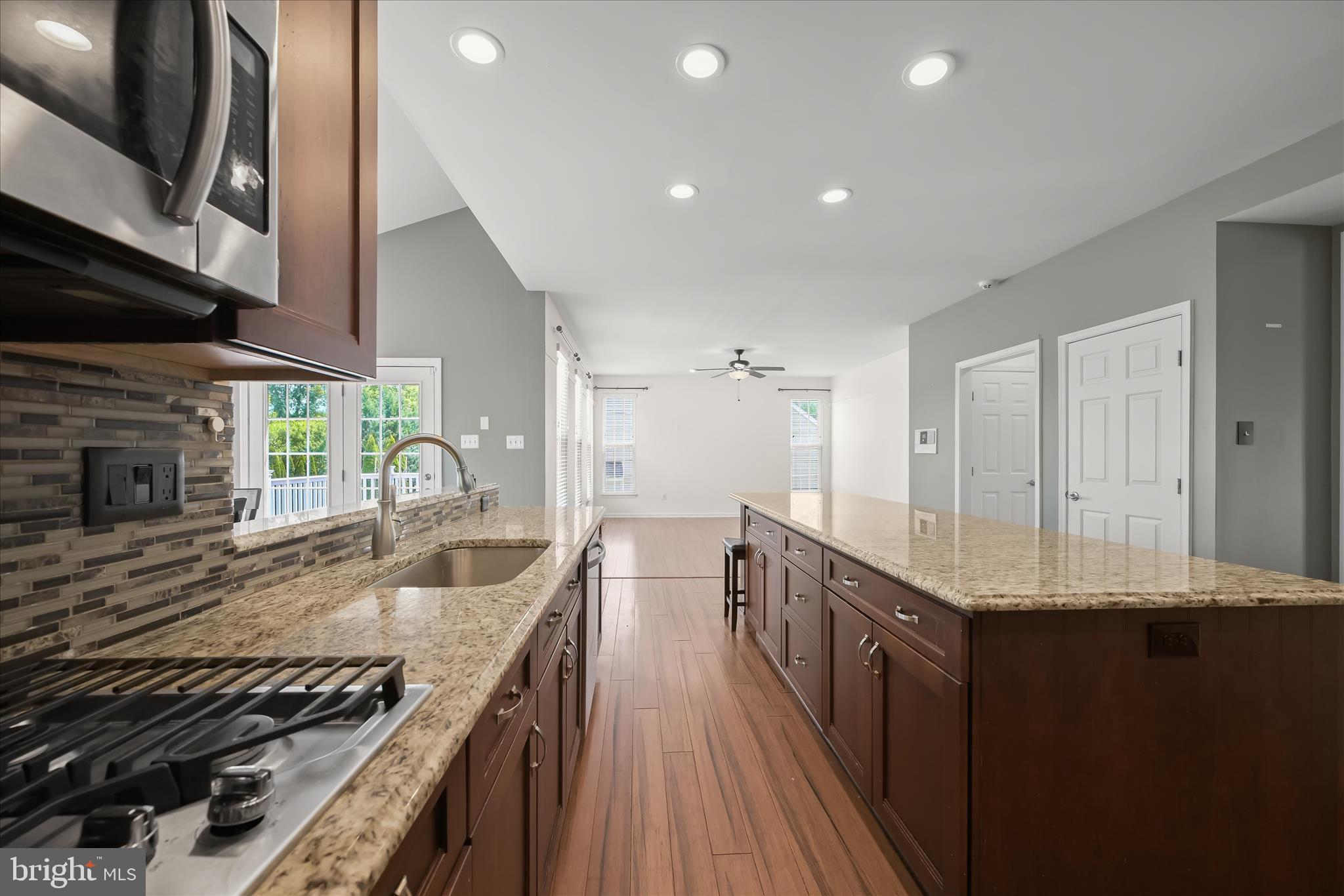 JENNA ESTATES - Residential