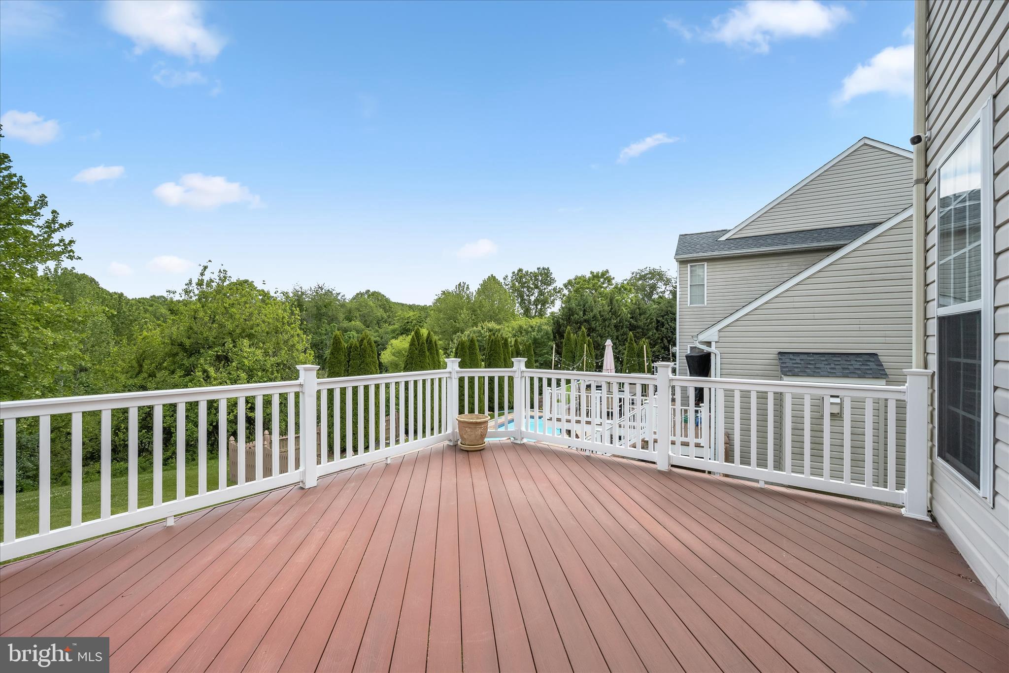 JENNA ESTATES - Residential