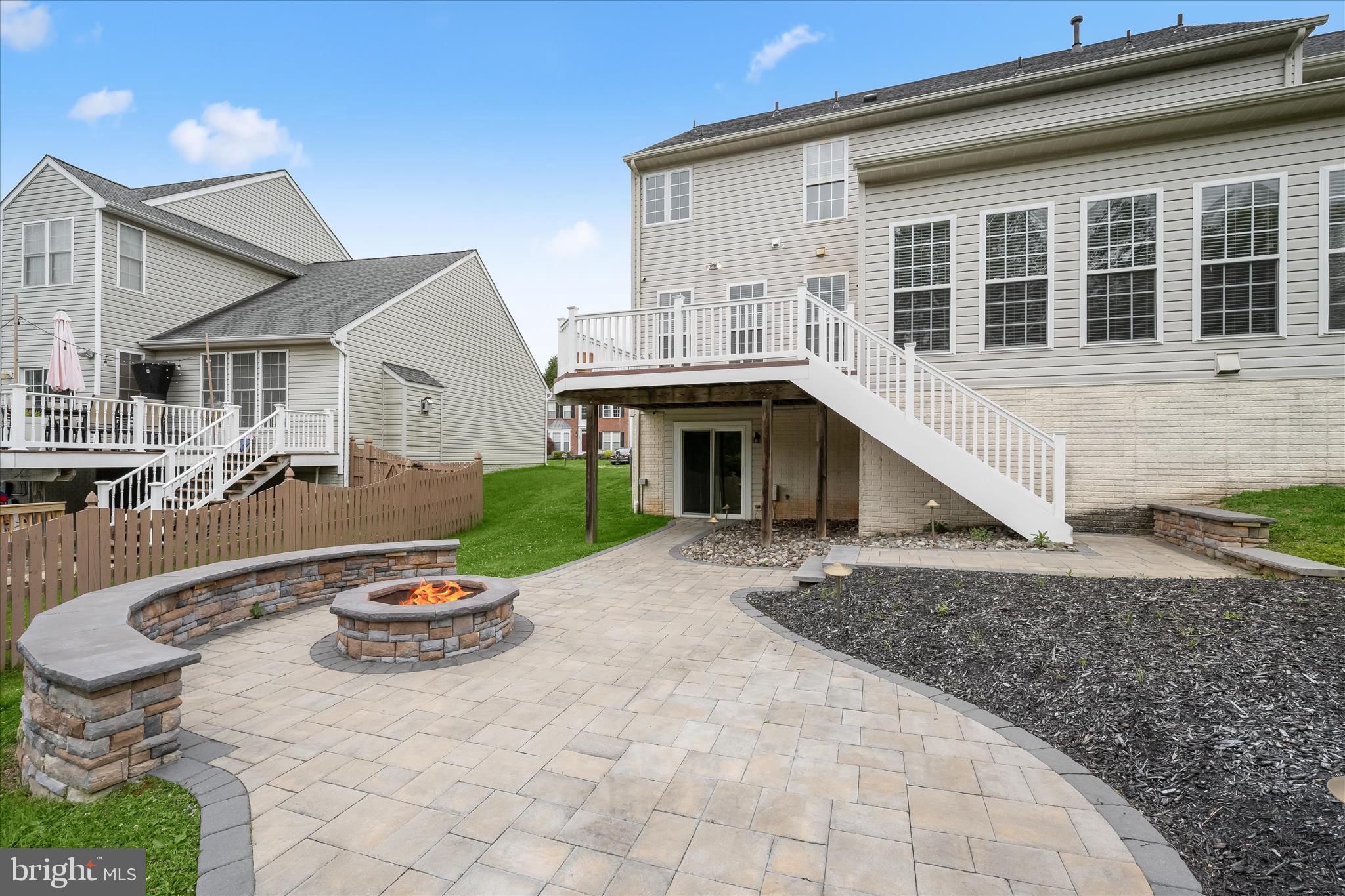 JENNA ESTATES - Residential