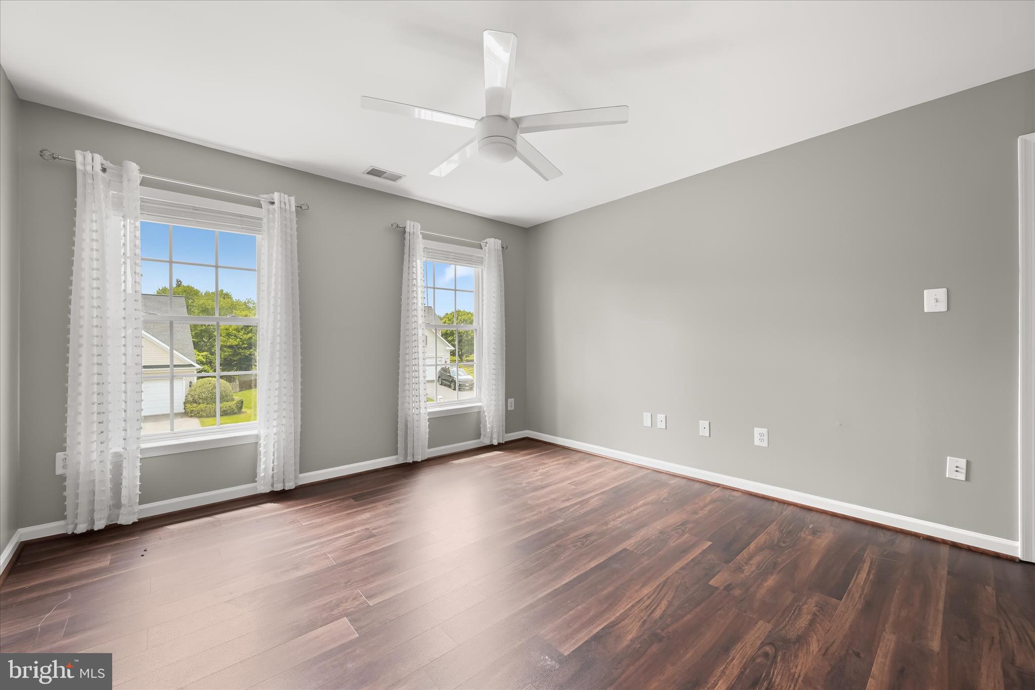 JENNA ESTATES - Residential