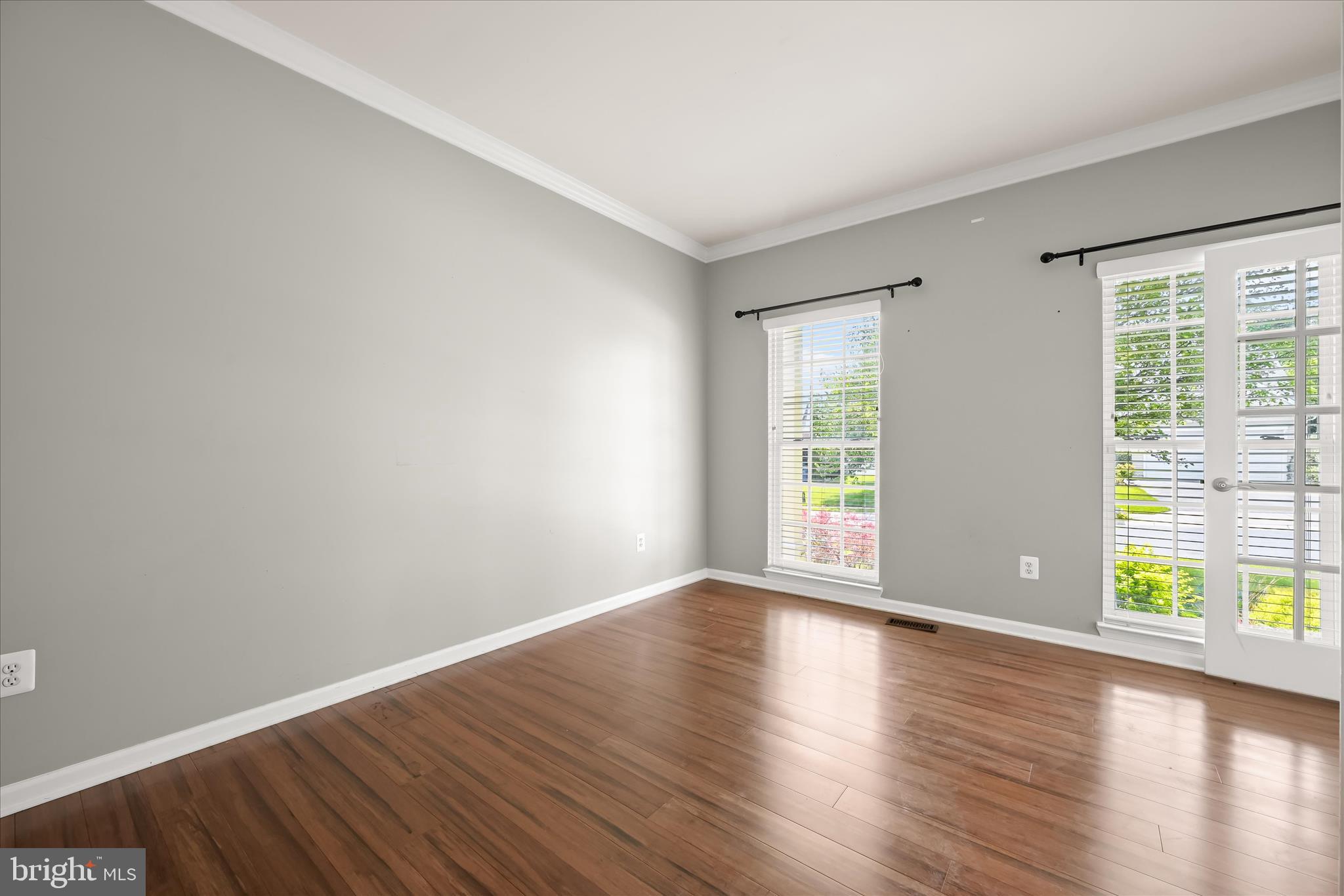 JENNA ESTATES - Residential