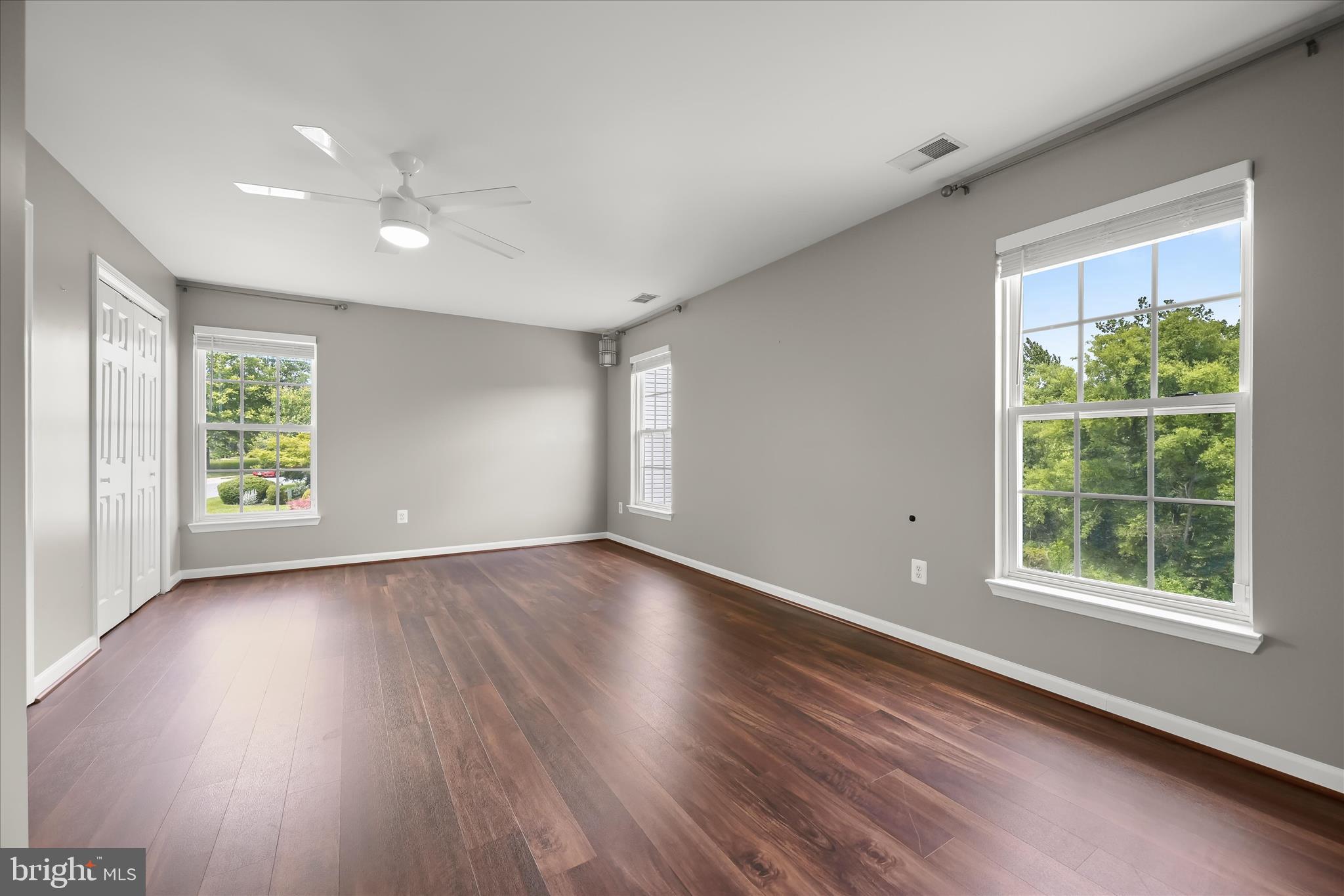JENNA ESTATES - Residential