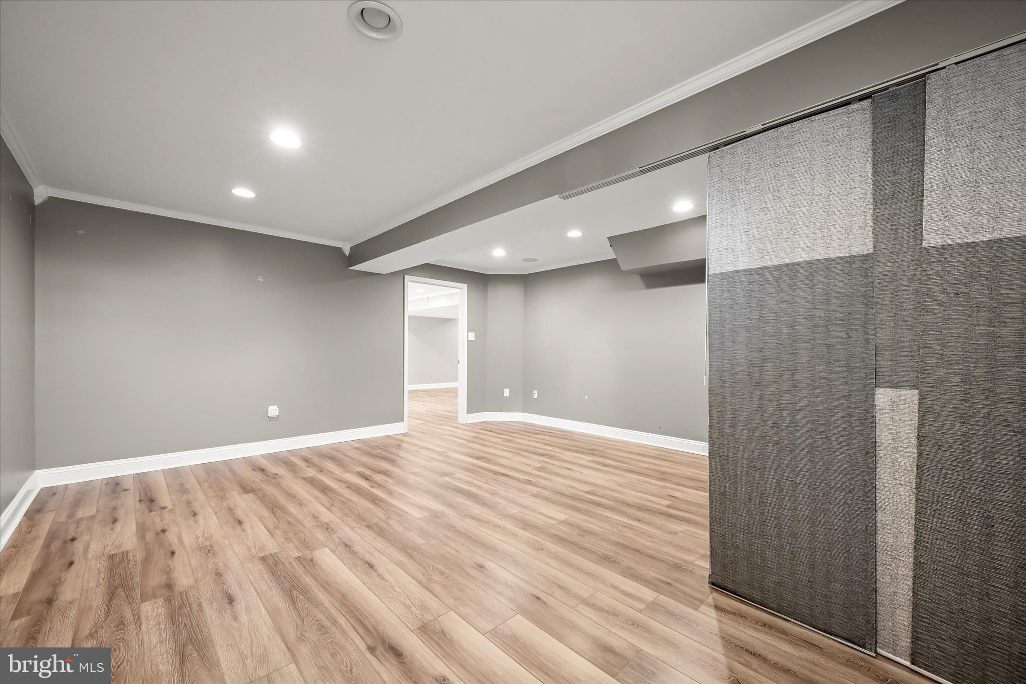 JENNA ESTATES - Residential