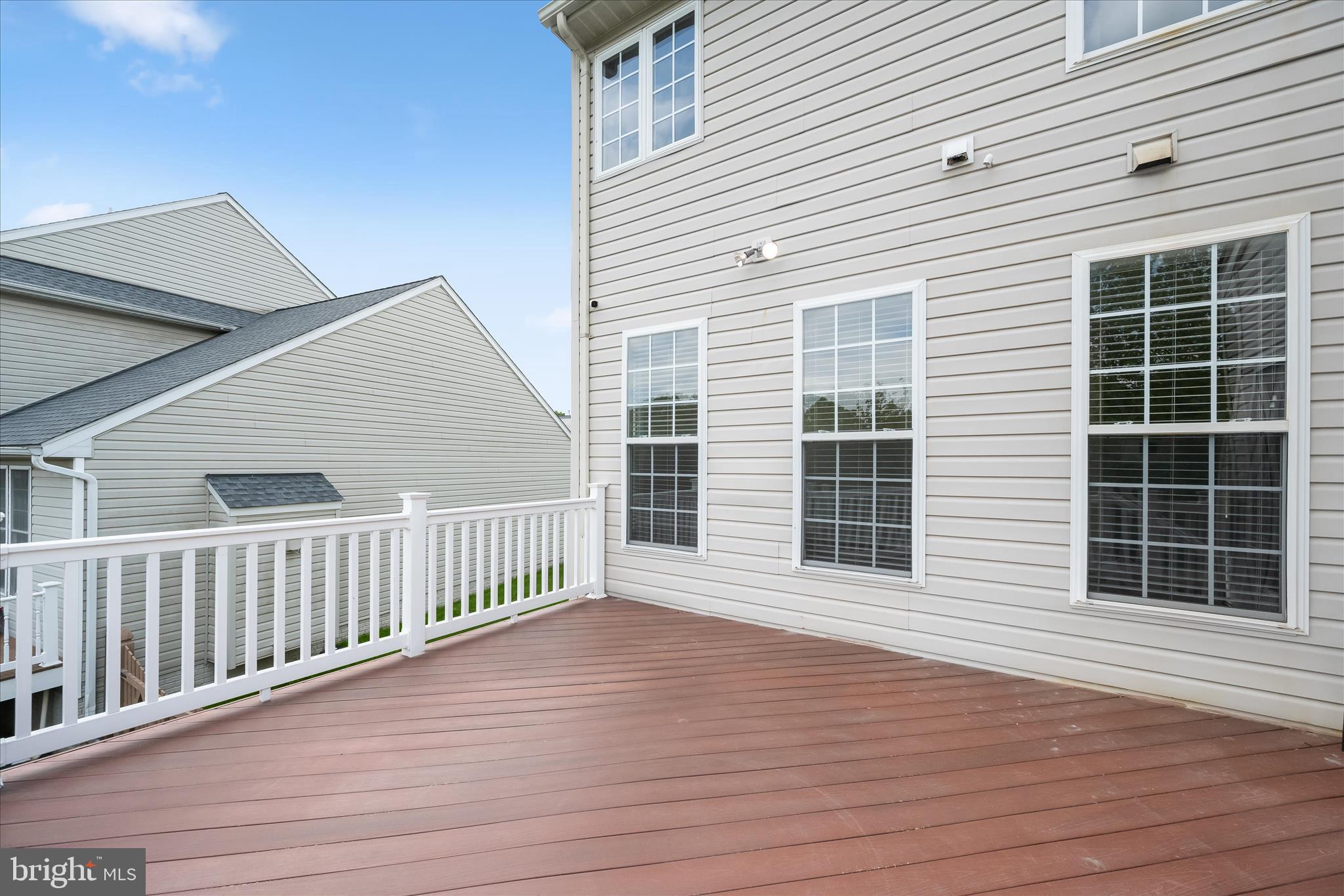 JENNA ESTATES - Residential