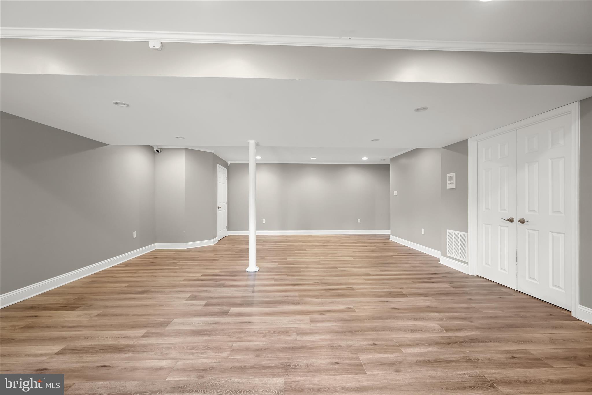JENNA ESTATES - Residential