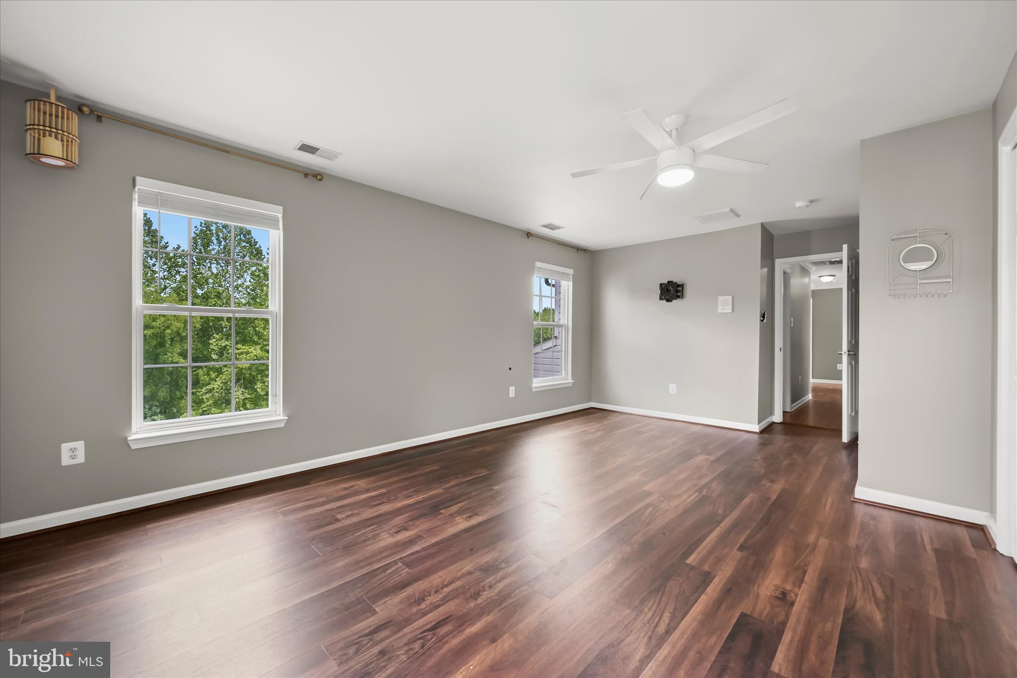 JENNA ESTATES - Residential