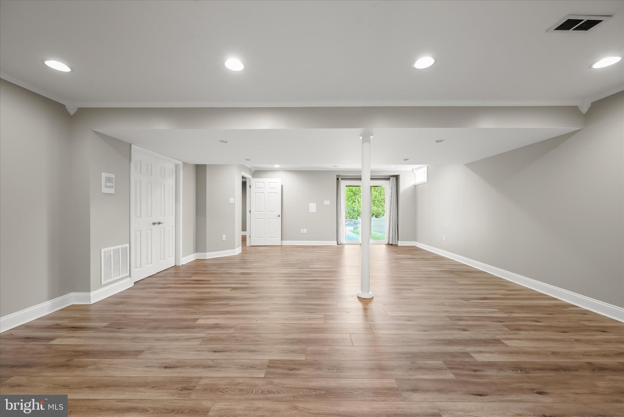 JENNA ESTATES - Residential