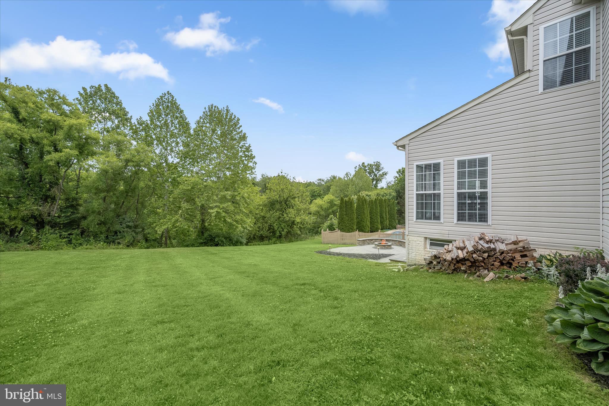 JENNA ESTATES - Residential