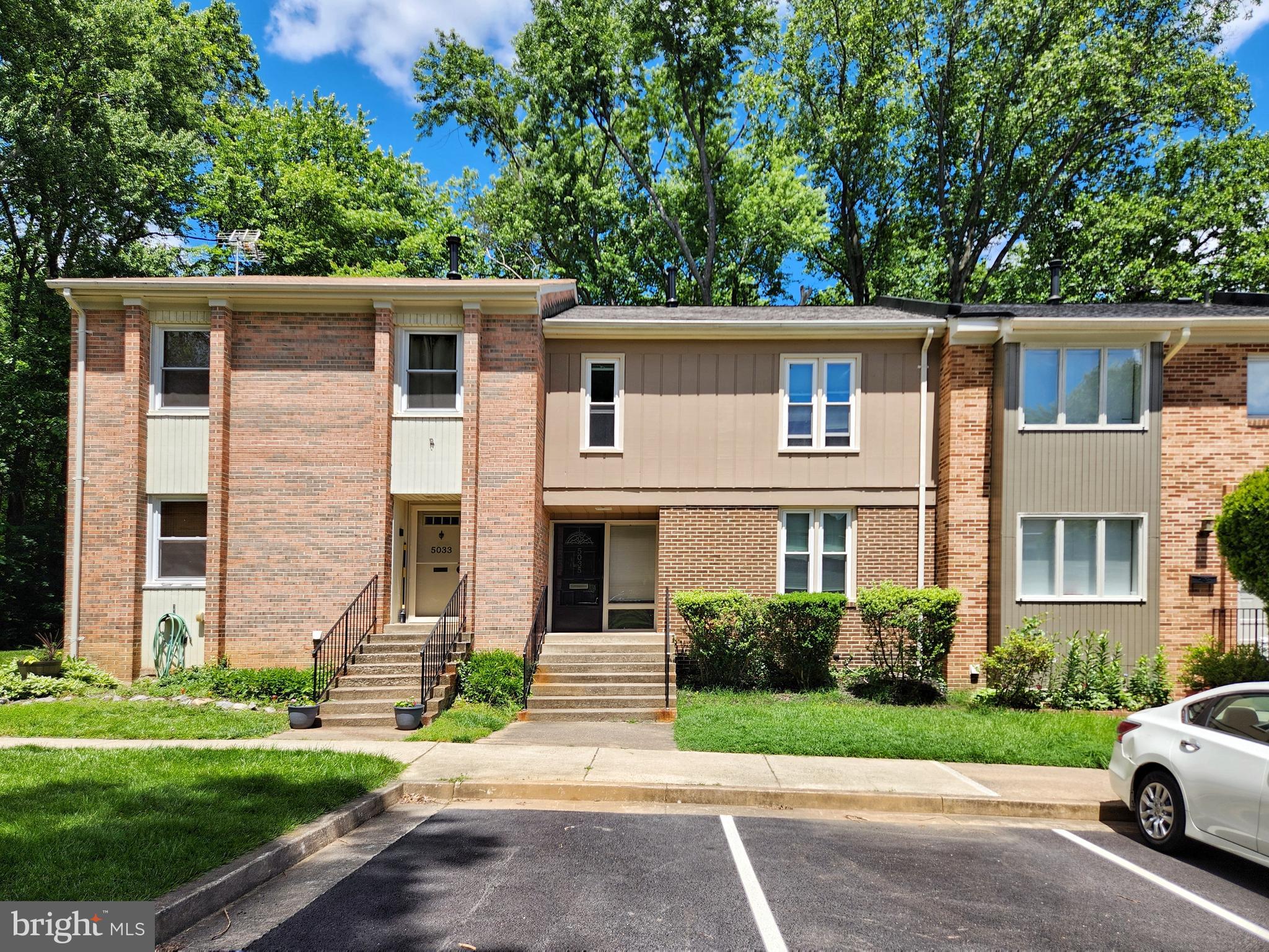 PARK GLEN HEIGHTS - Residential Lease