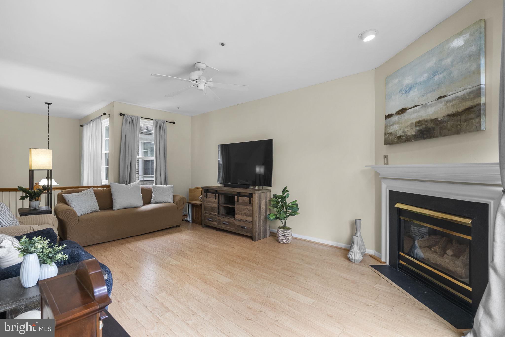 FOREST BROOKE - Residential