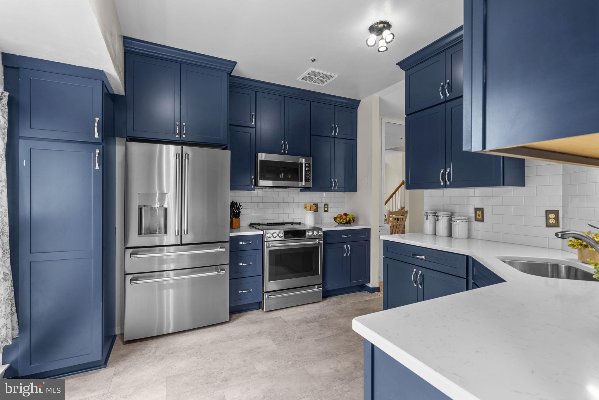 FOREST BROOKE - Residential