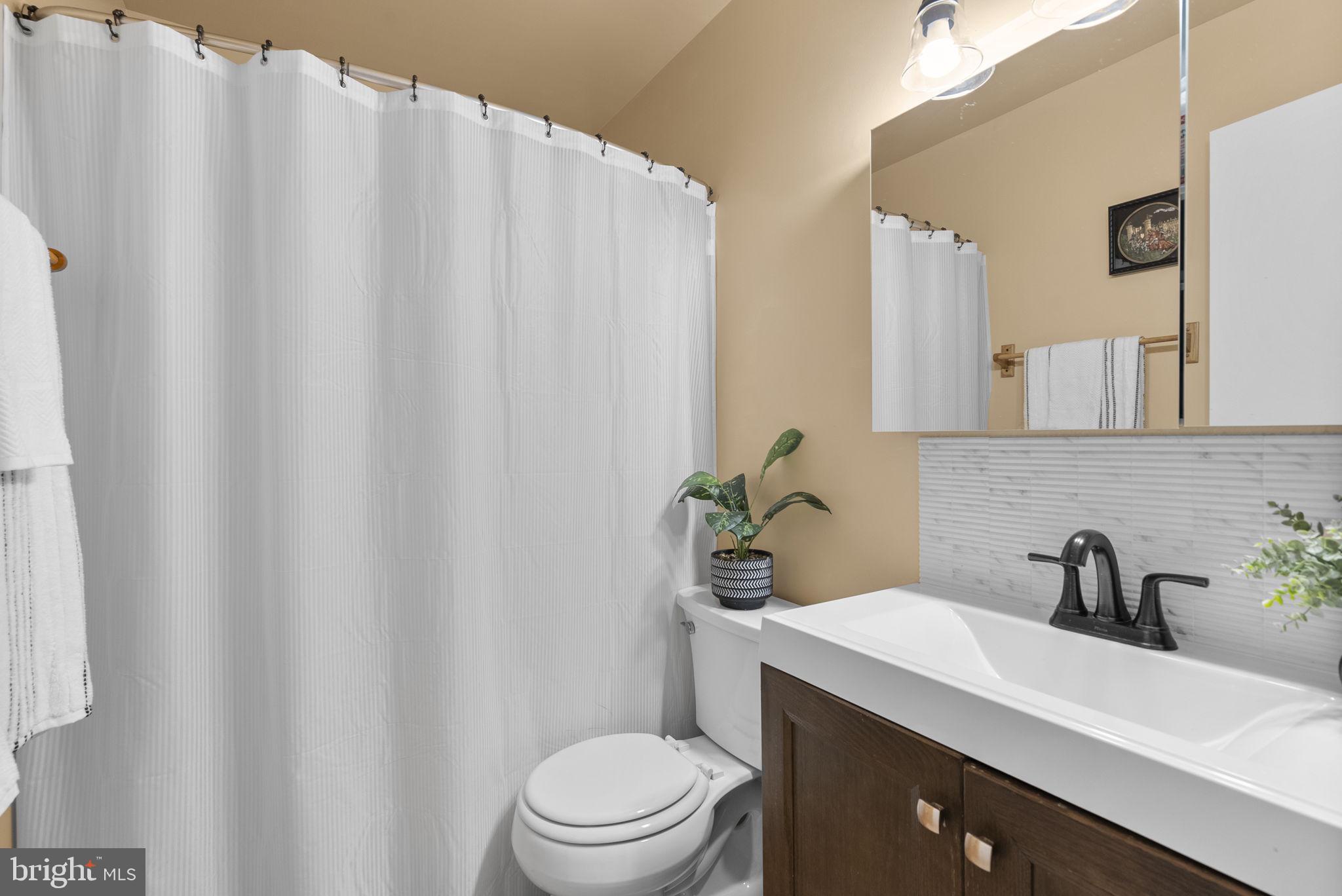 FOREST BROOKE - Residential