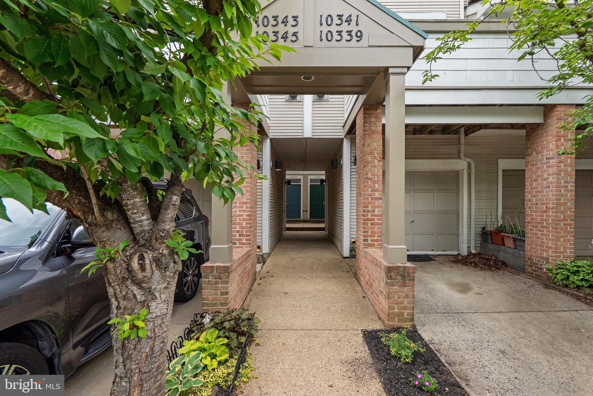 FOREST BROOKE - Residential