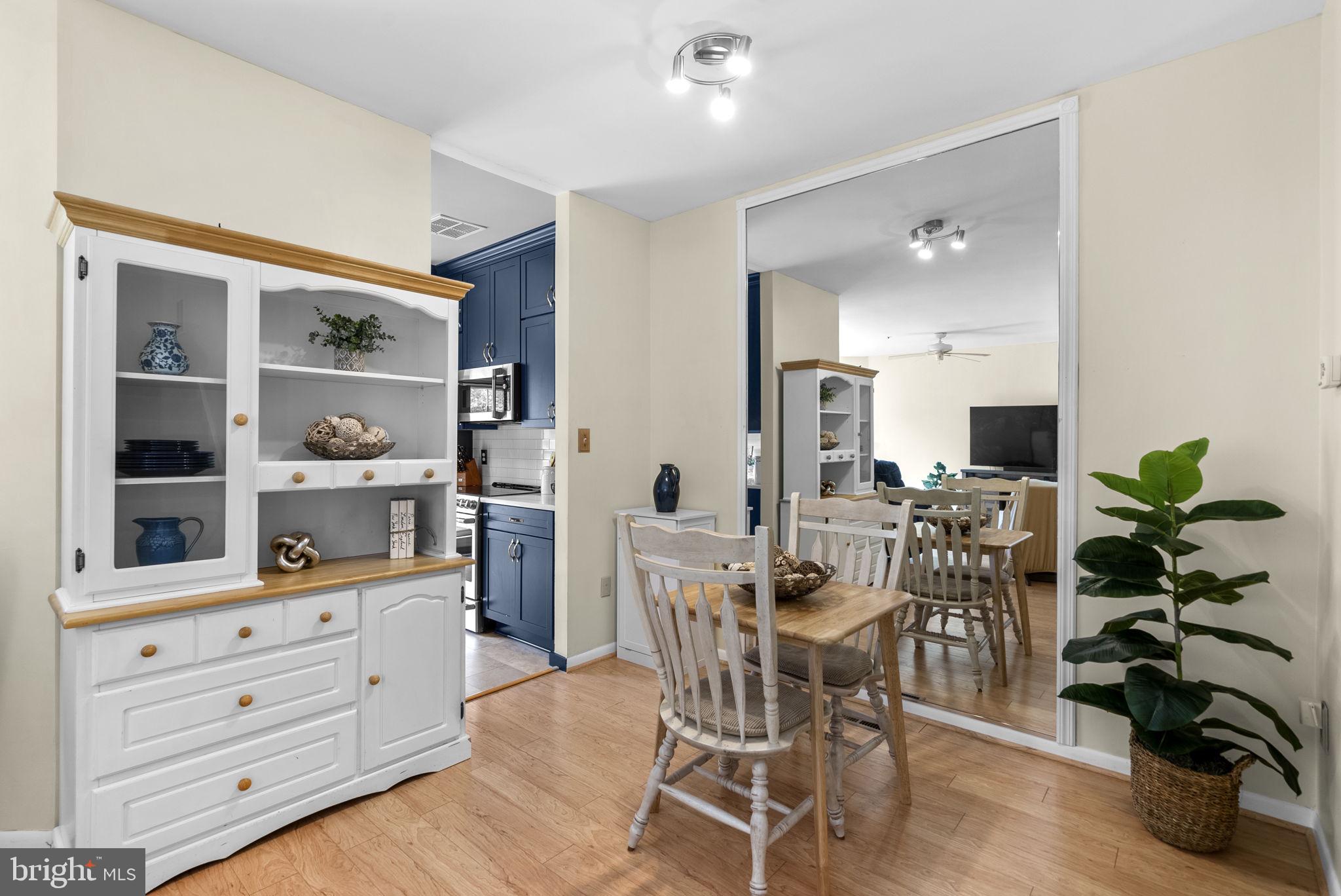 FOREST BROOKE - Residential