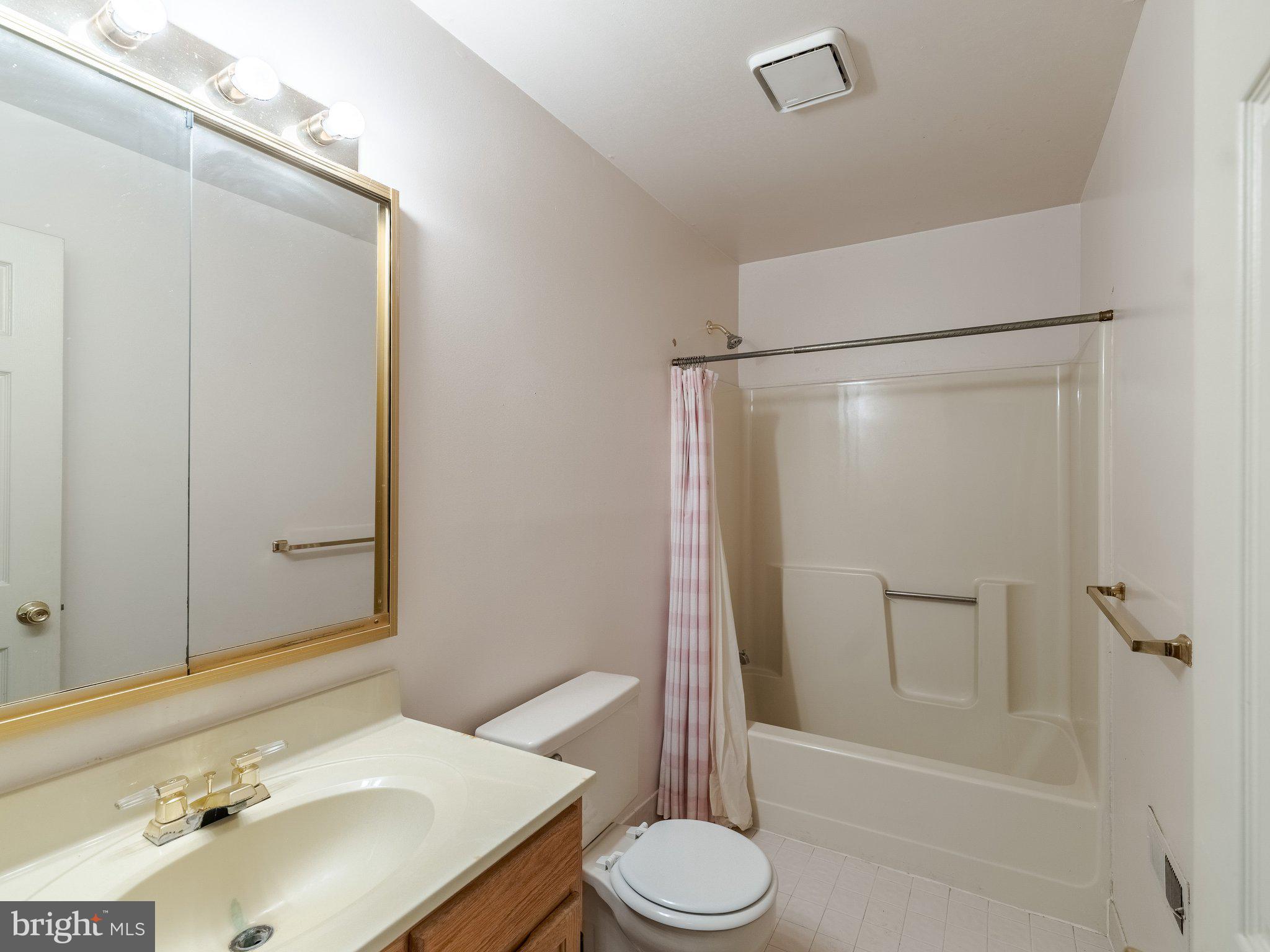 BARLEY SHEAF - Residential