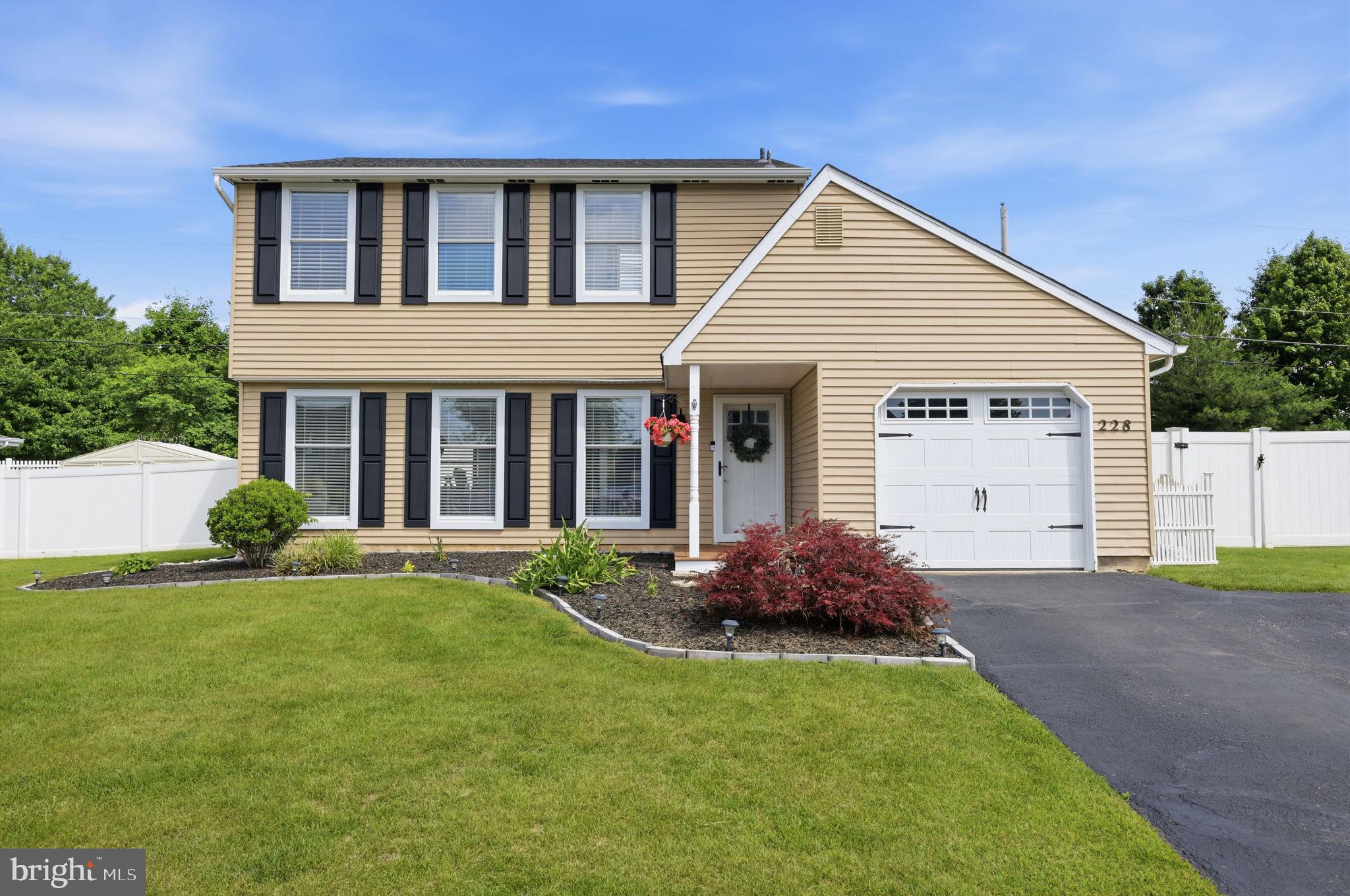 GEORGETOWN - Residential